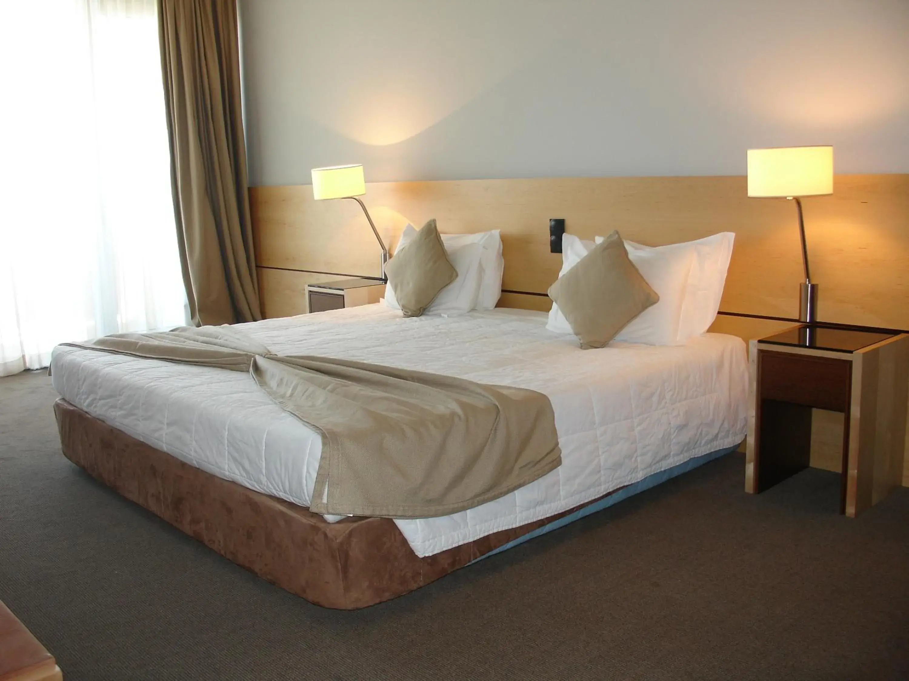 Standard Double or Twin Room in VIP Executive Azores Hotel Standard Double or Twin Room in VIP Executive Azores Hotel