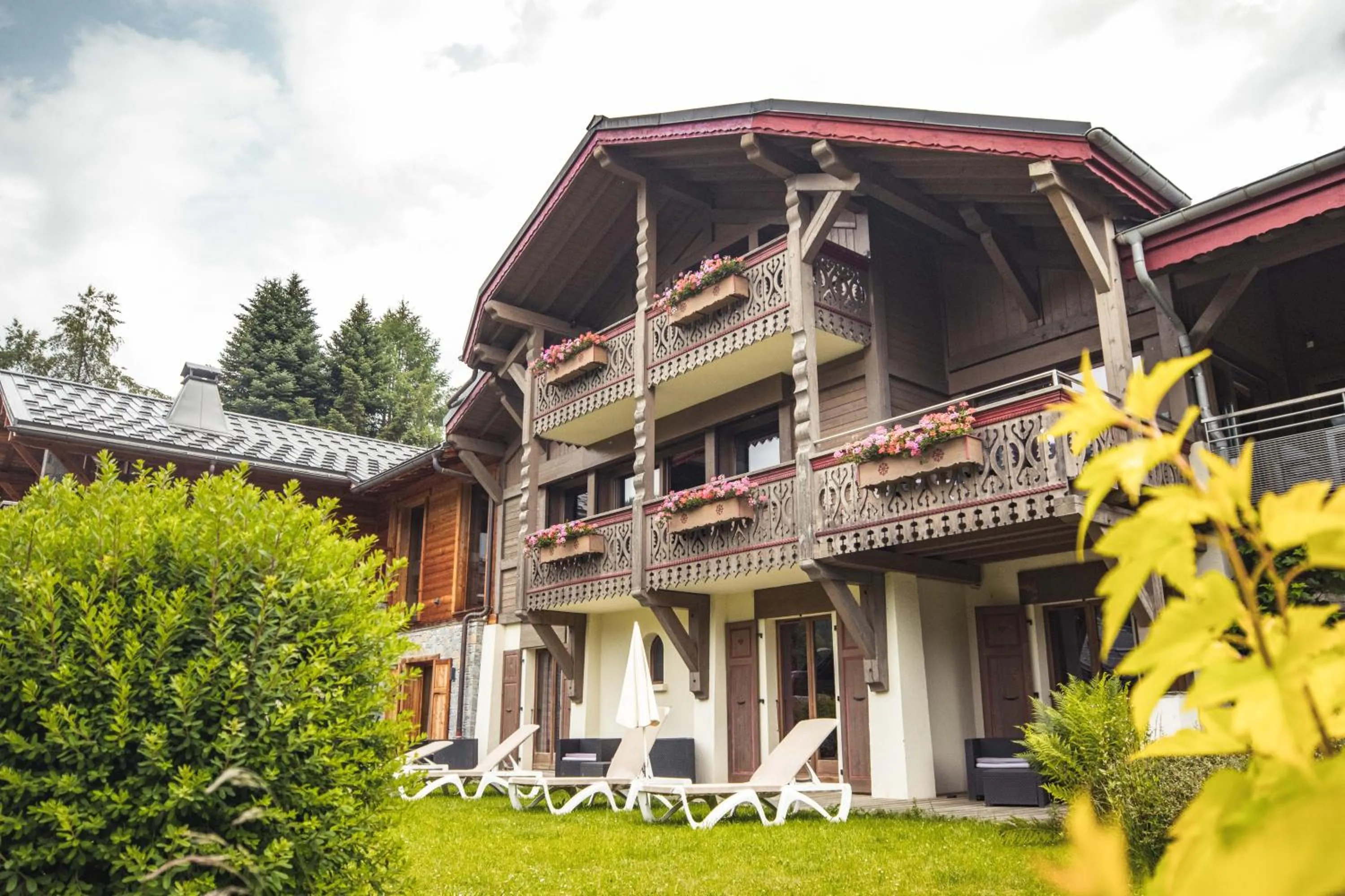 6 Bedroom Chalet in Les Chalets d'Adelphine & SPA