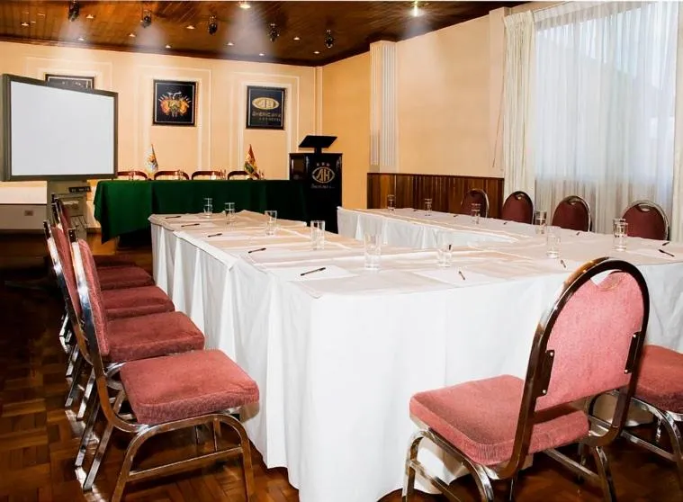 Meeting/conference room in Americana Hotel