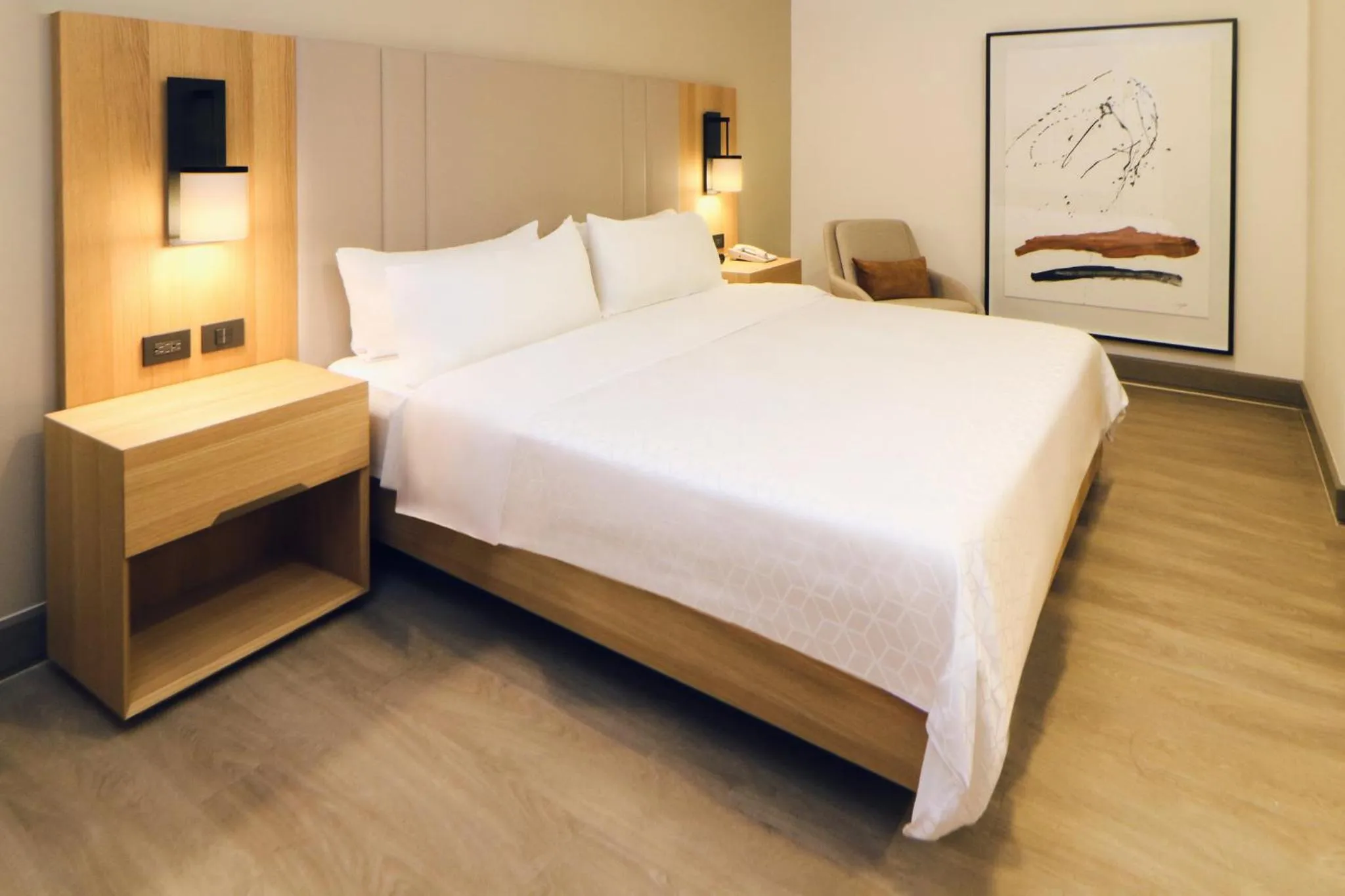 Photo of the whole room, Bed in Holiday Inn Tijuana Zona Rio by IHG