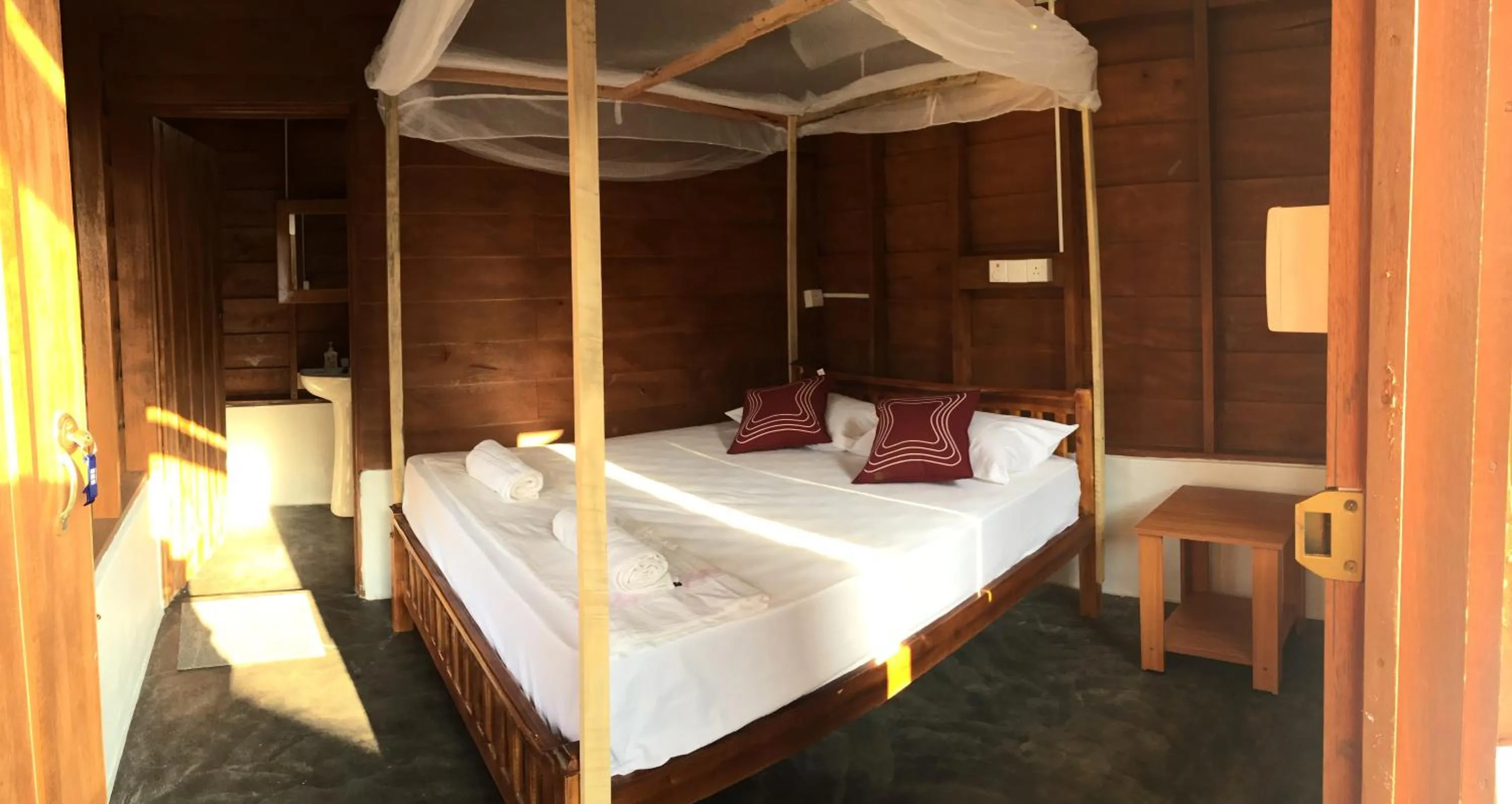 Bedroom, Bed in De Perla Resort