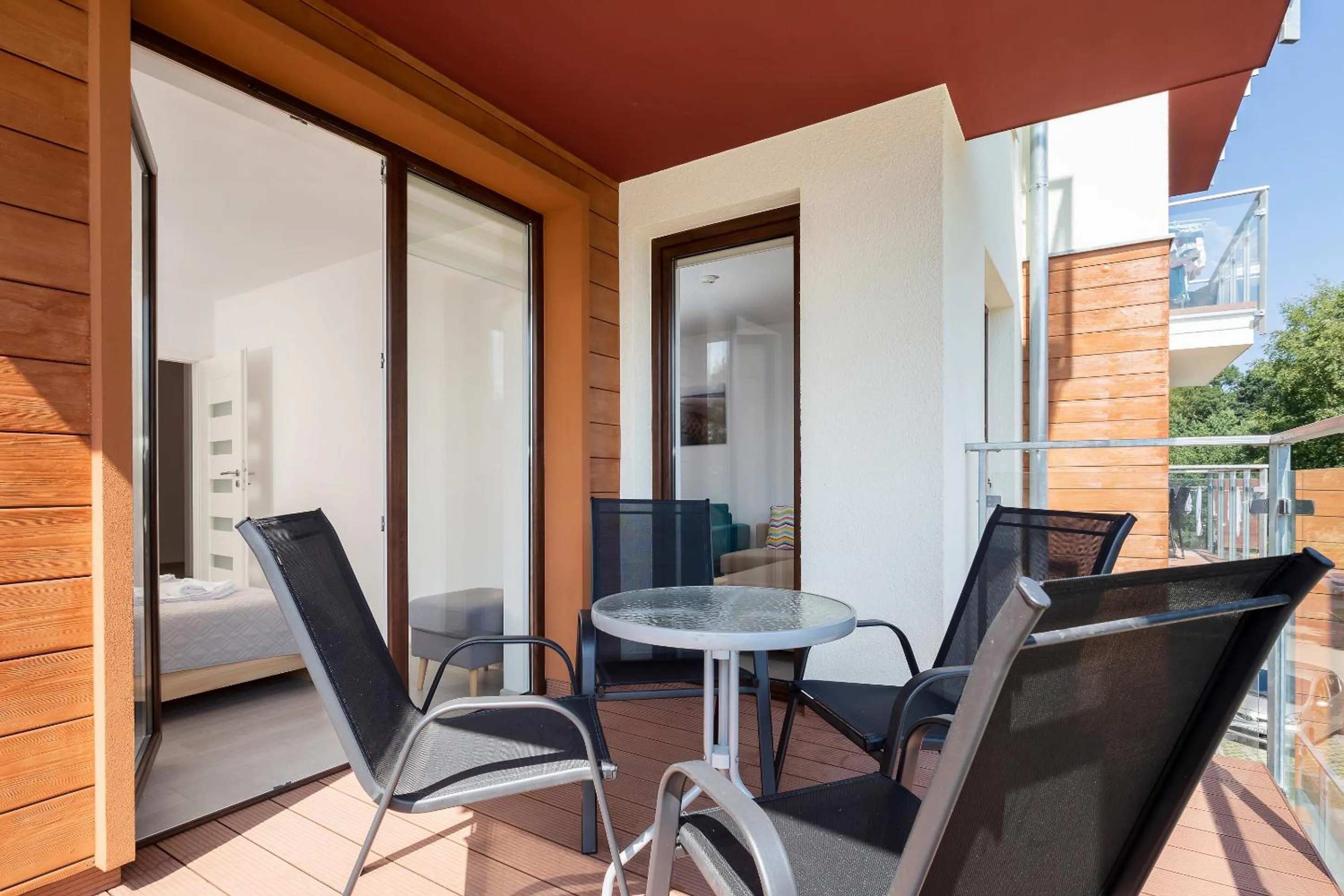 Property building in Apartamenty Polanki Park BASEN, SAUNA & SIŁOWNIA by Noclegi Renters