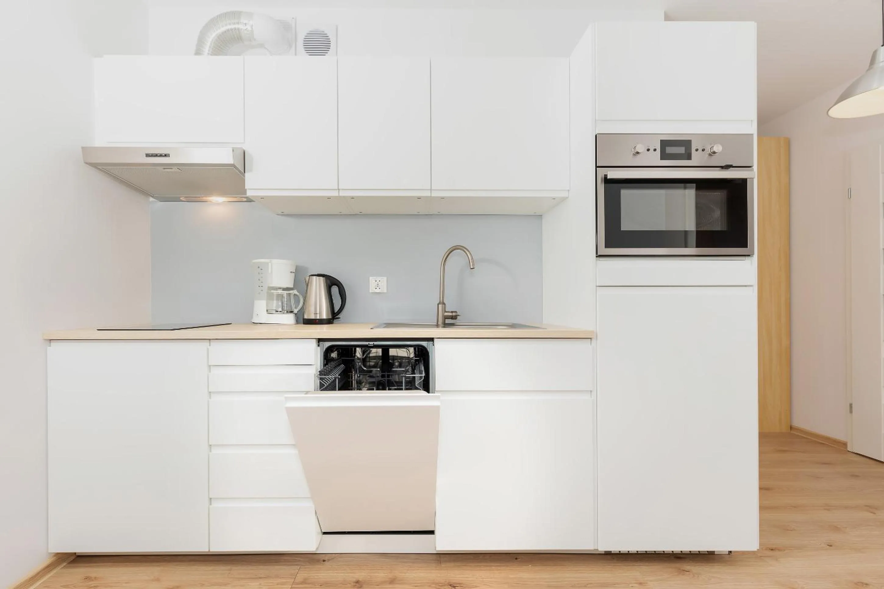 Property building in Apartamenty Polanki Park BASEN, SAUNA & SIŁOWNIA by Noclegi Renters