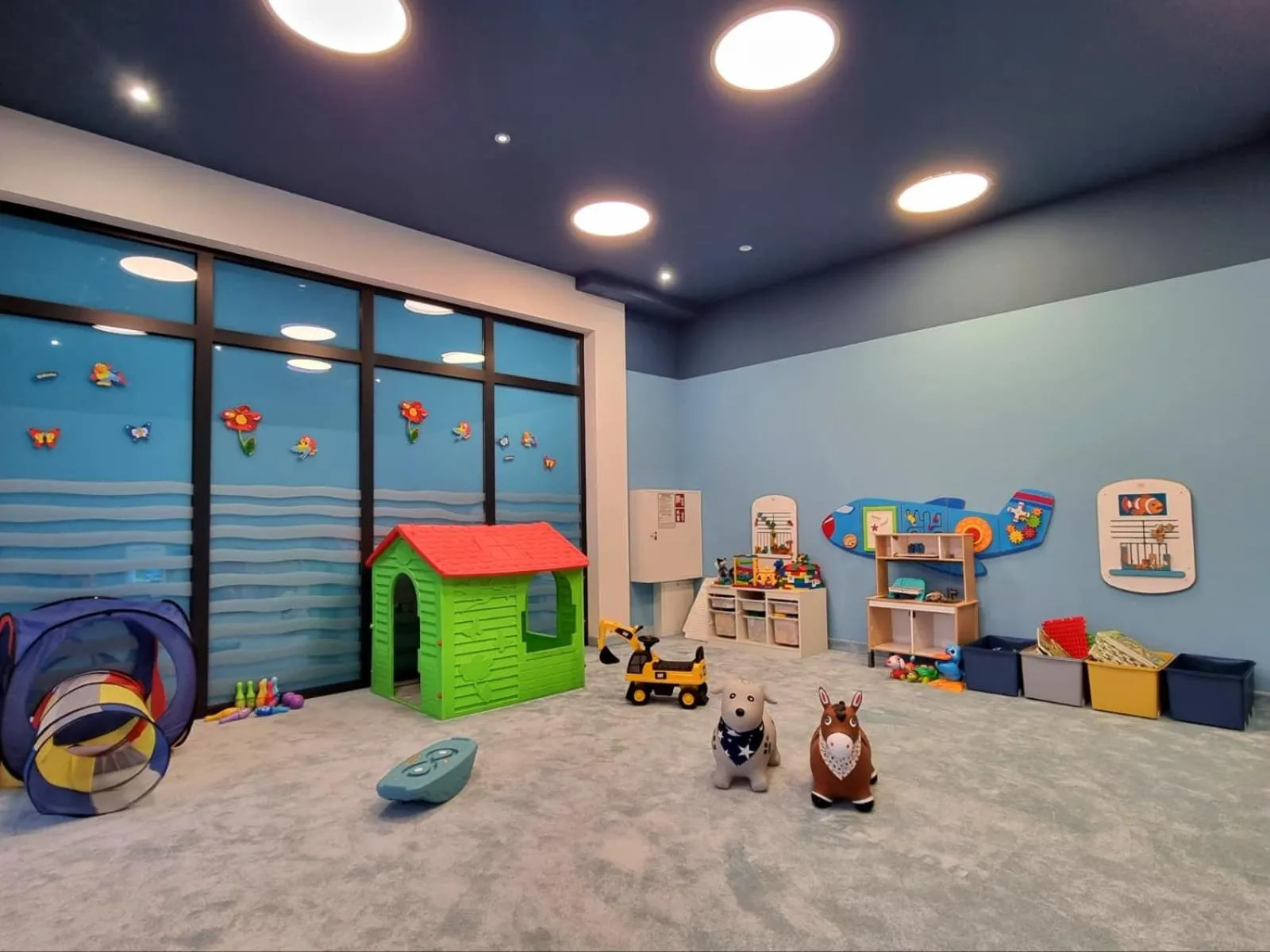 Kids's club in Apartamenty Polanki Park BASEN, SAUNA & SIŁOWNIA by Noclegi Renters