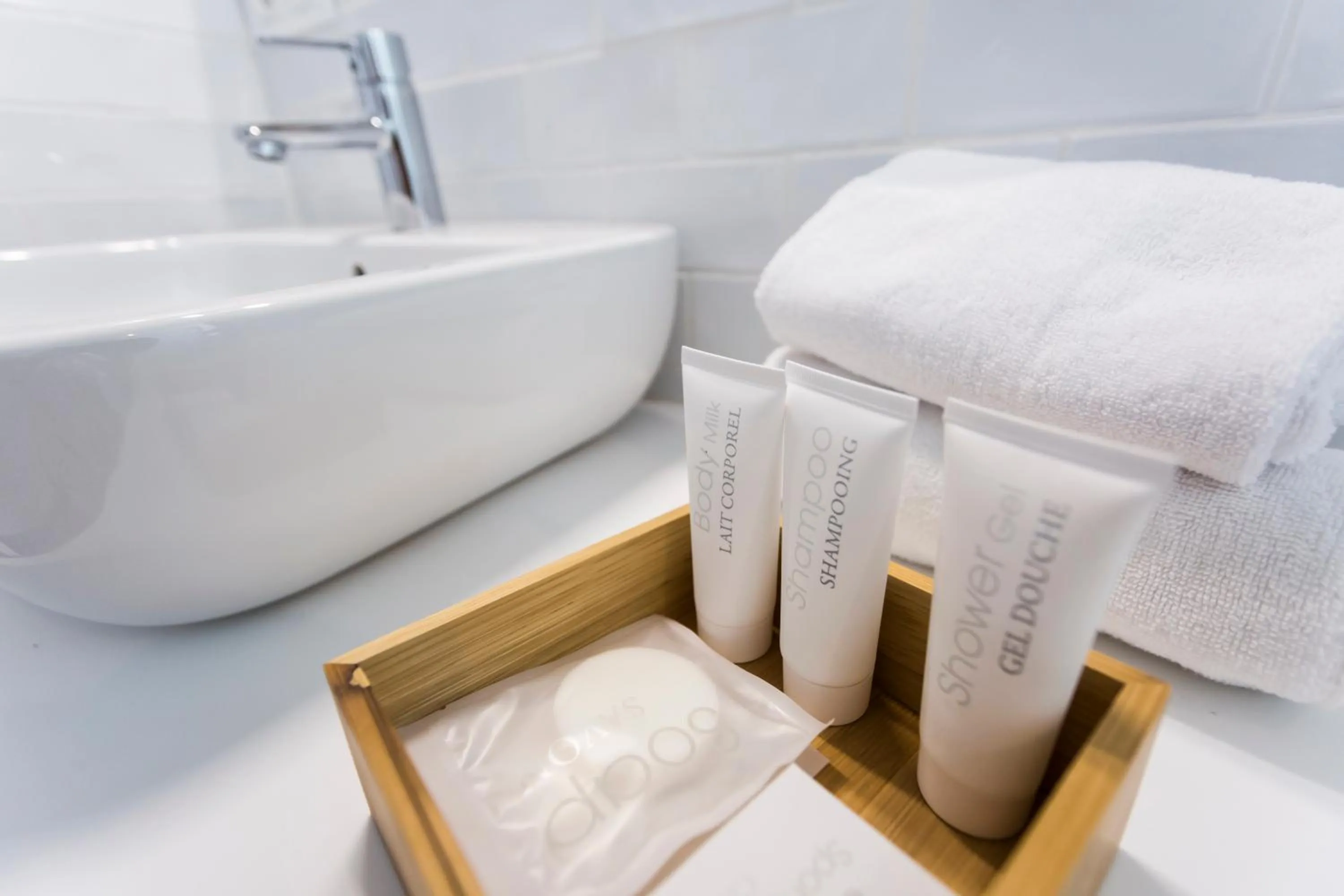 Bathroom in Casa de la Merced Suites