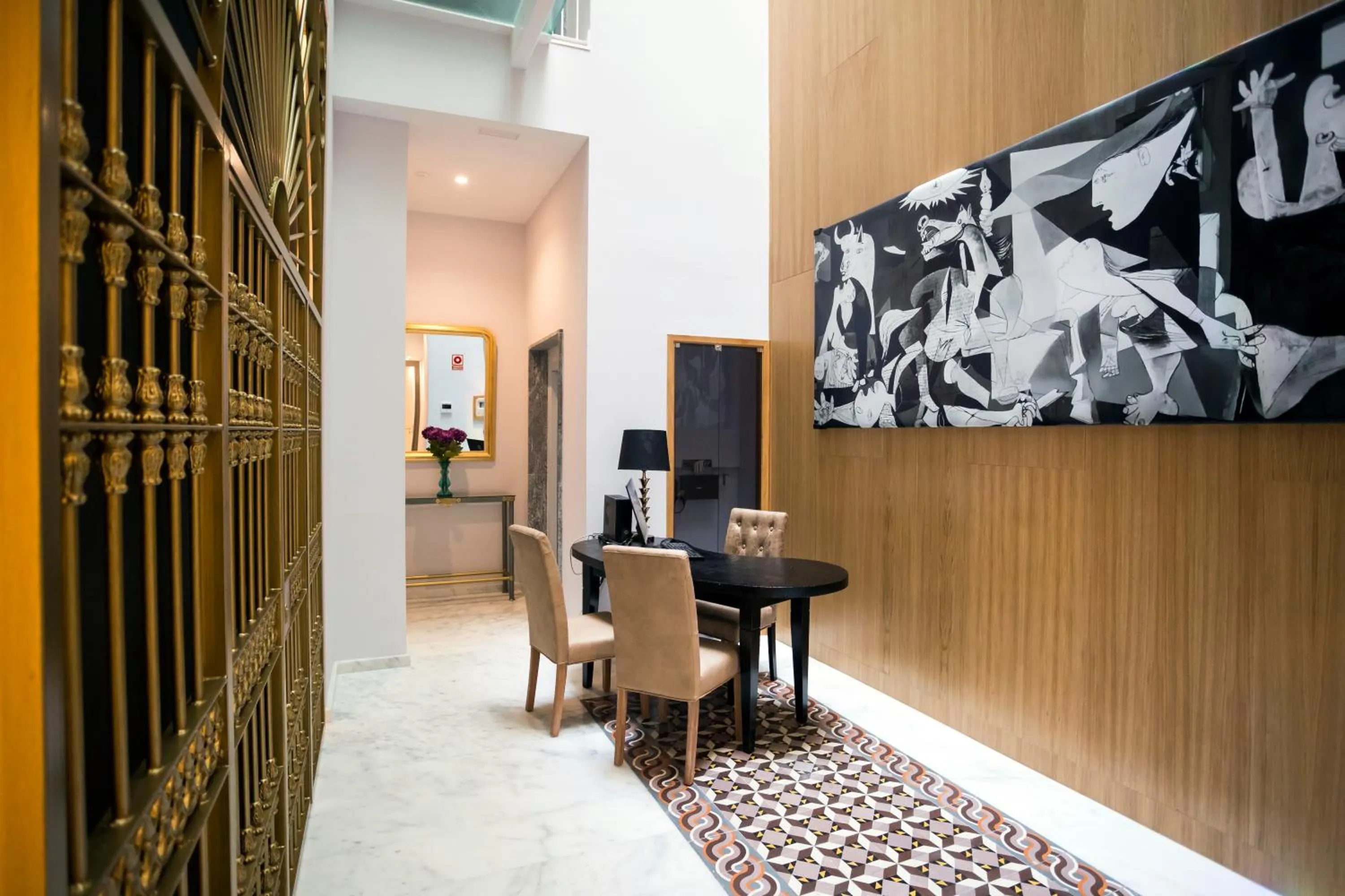 Lobby or reception in Casa de la Merced Suites