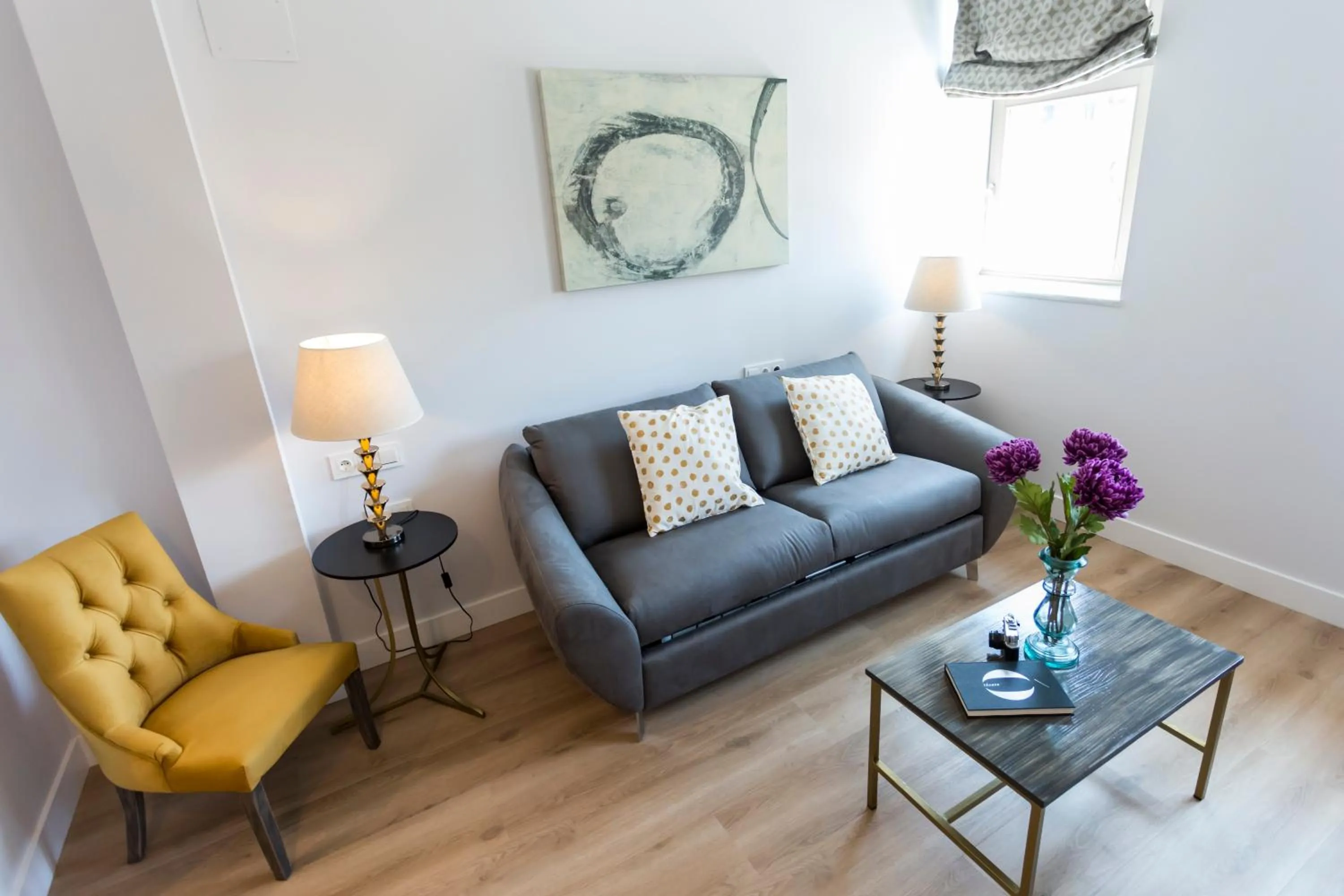 Living room in Casa de la Merced Suites