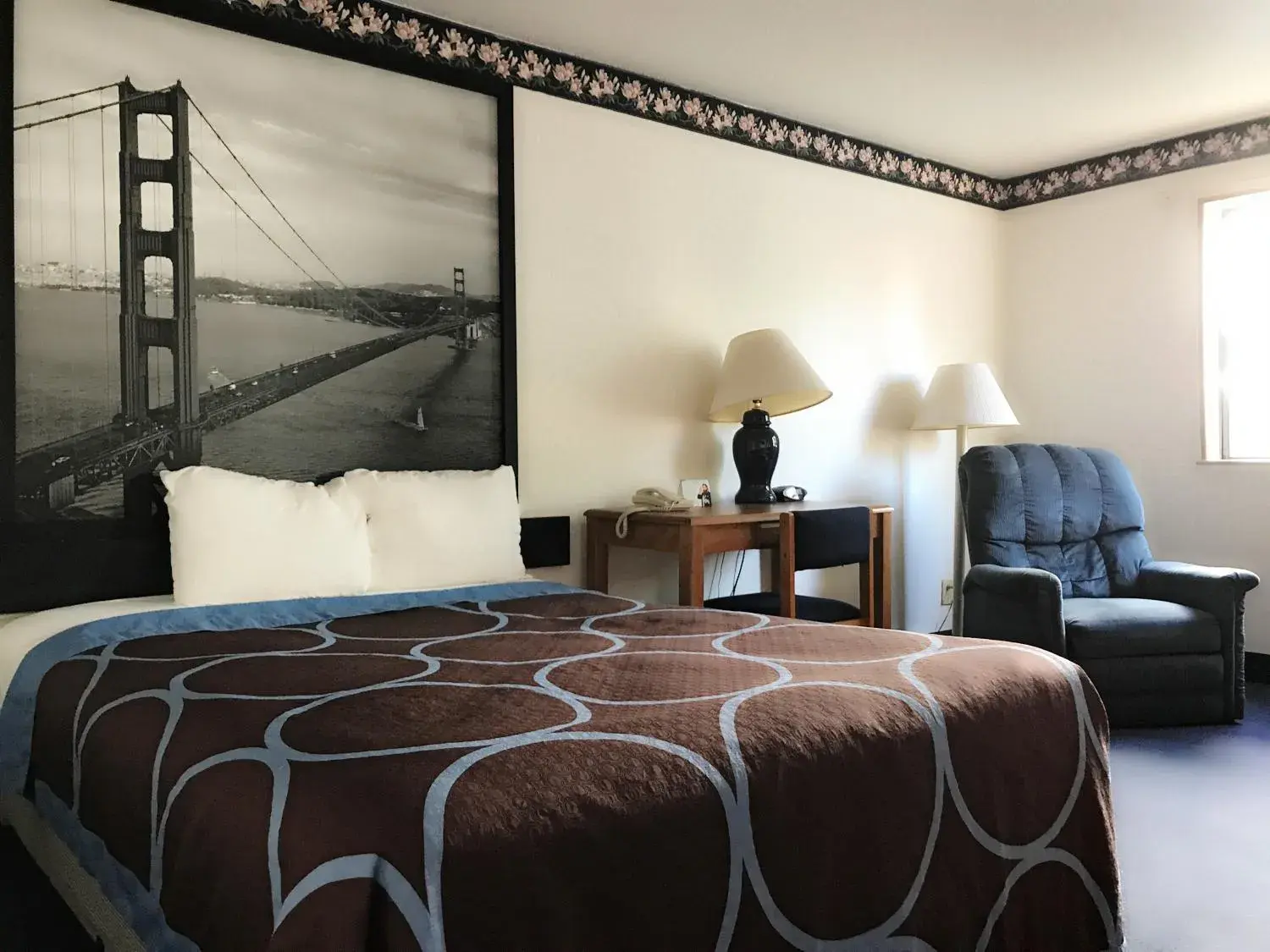 Double Room with Two Double Beds - Non-Smoking in Best Inn Double Room with Two Double Beds - Non-Smoking in Best Inn