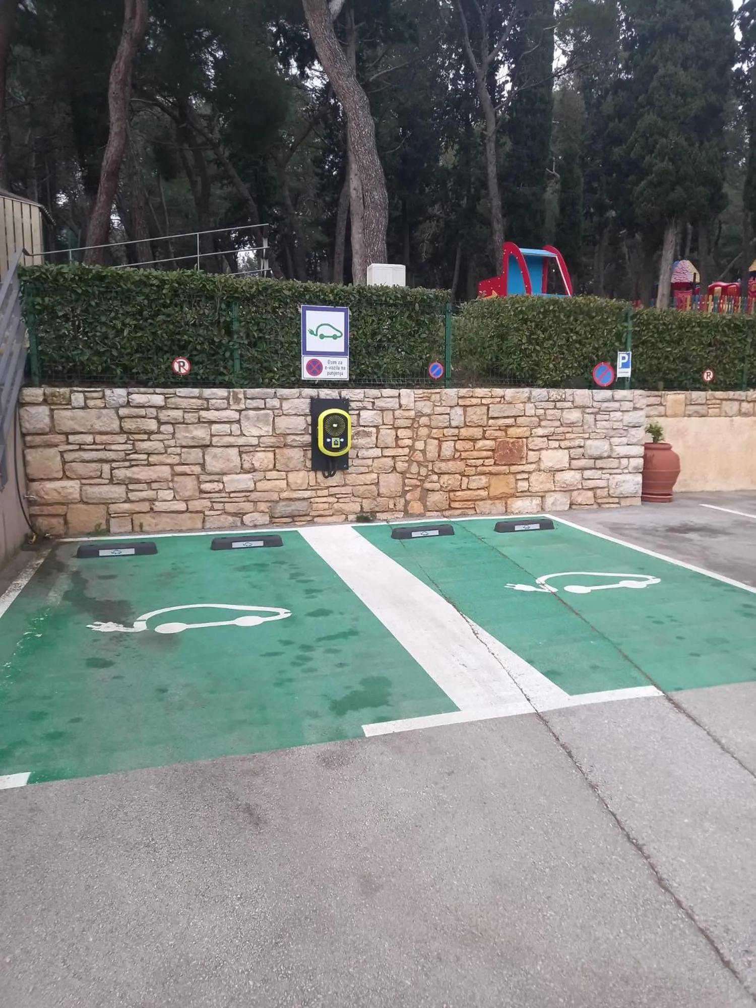 Parking in Ribarska Koliba Resort