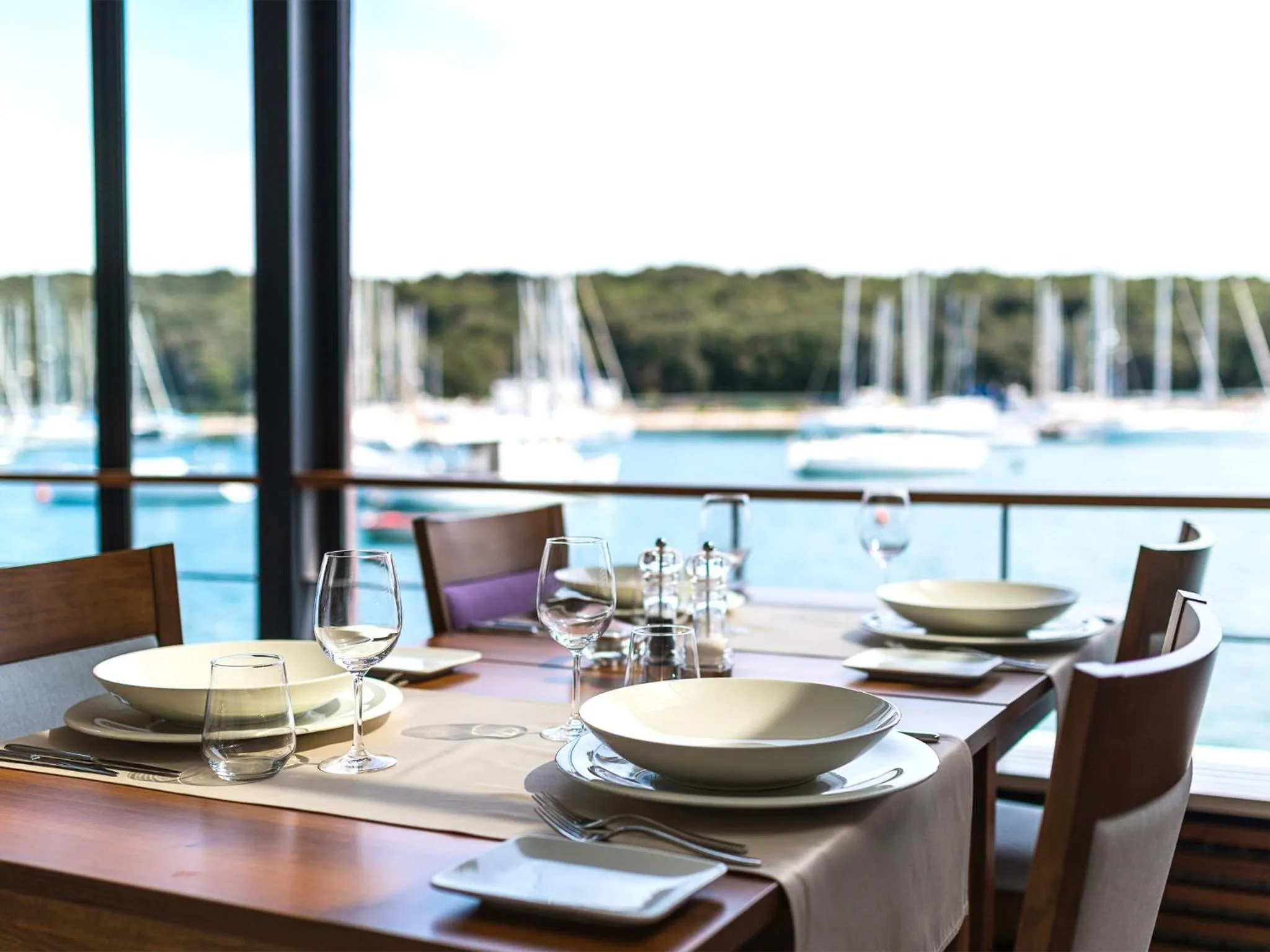 Restaurant/places to eat in Ribarska Koliba Resort