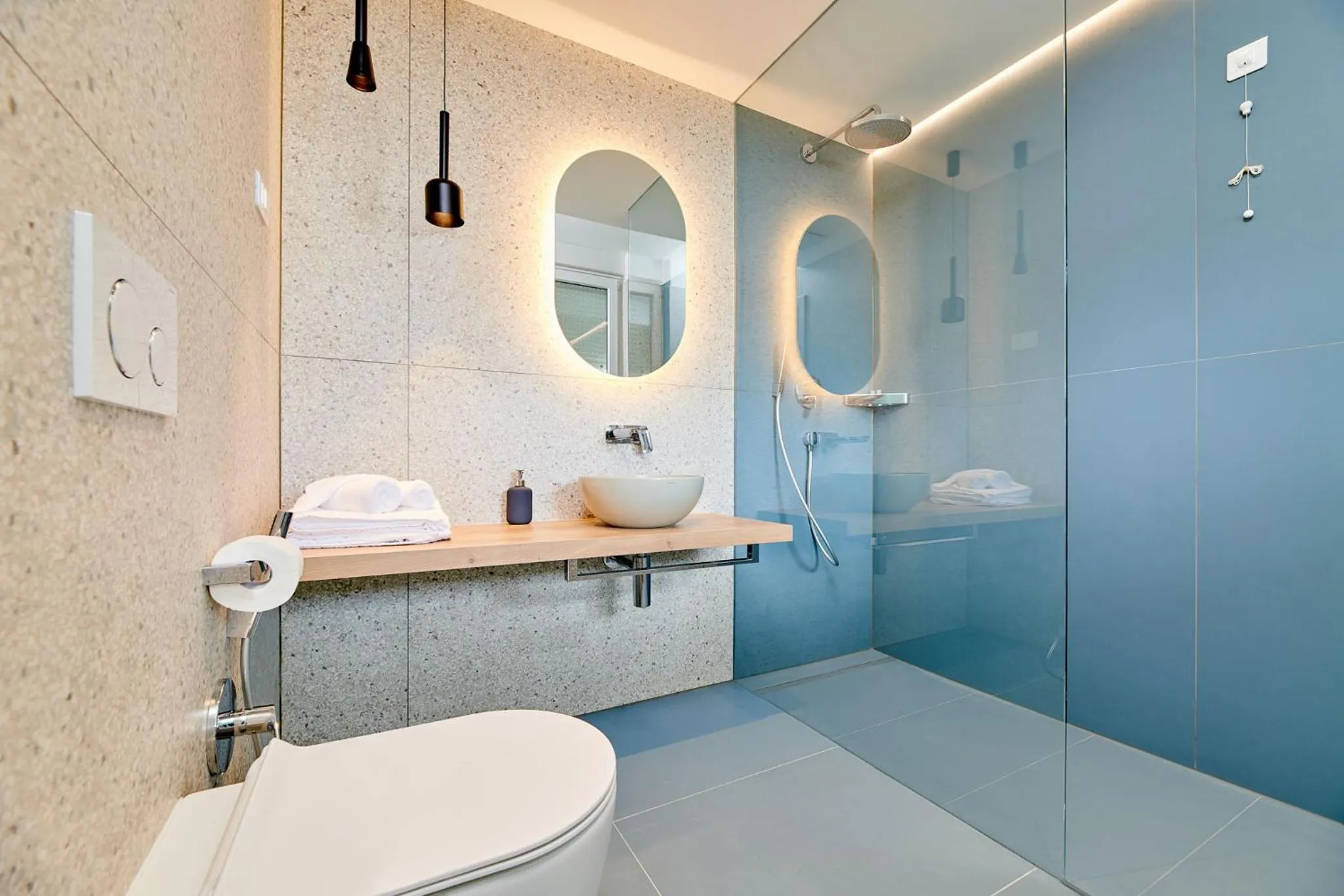 Shower in Ribarska Koliba Resort