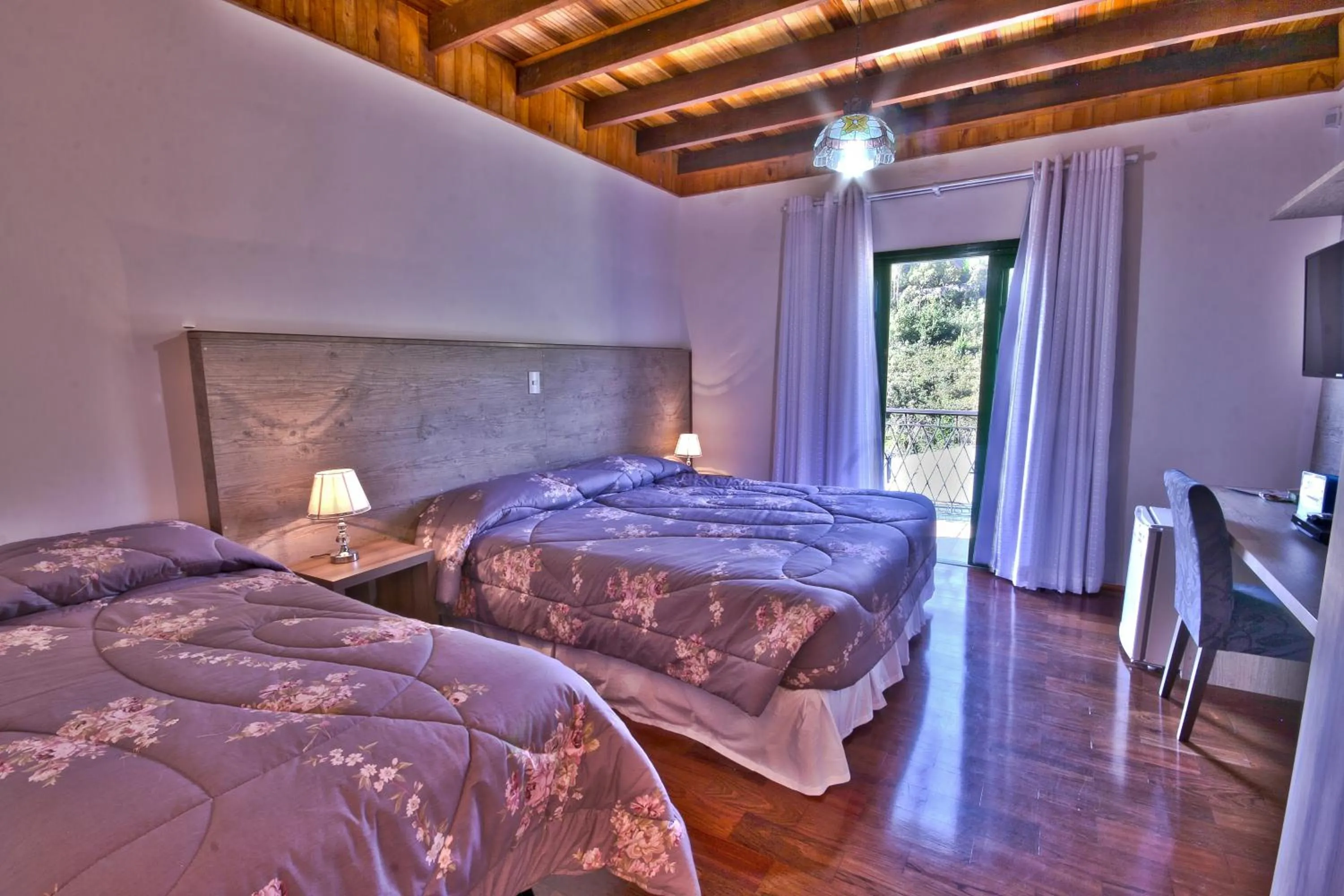Bedroom, Bed in Golden Forest Pousada