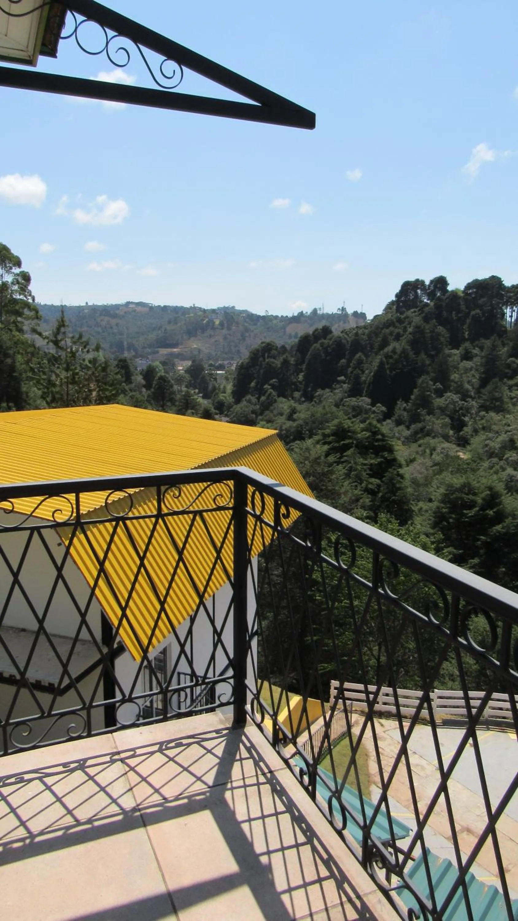 Golden Forest Pousada