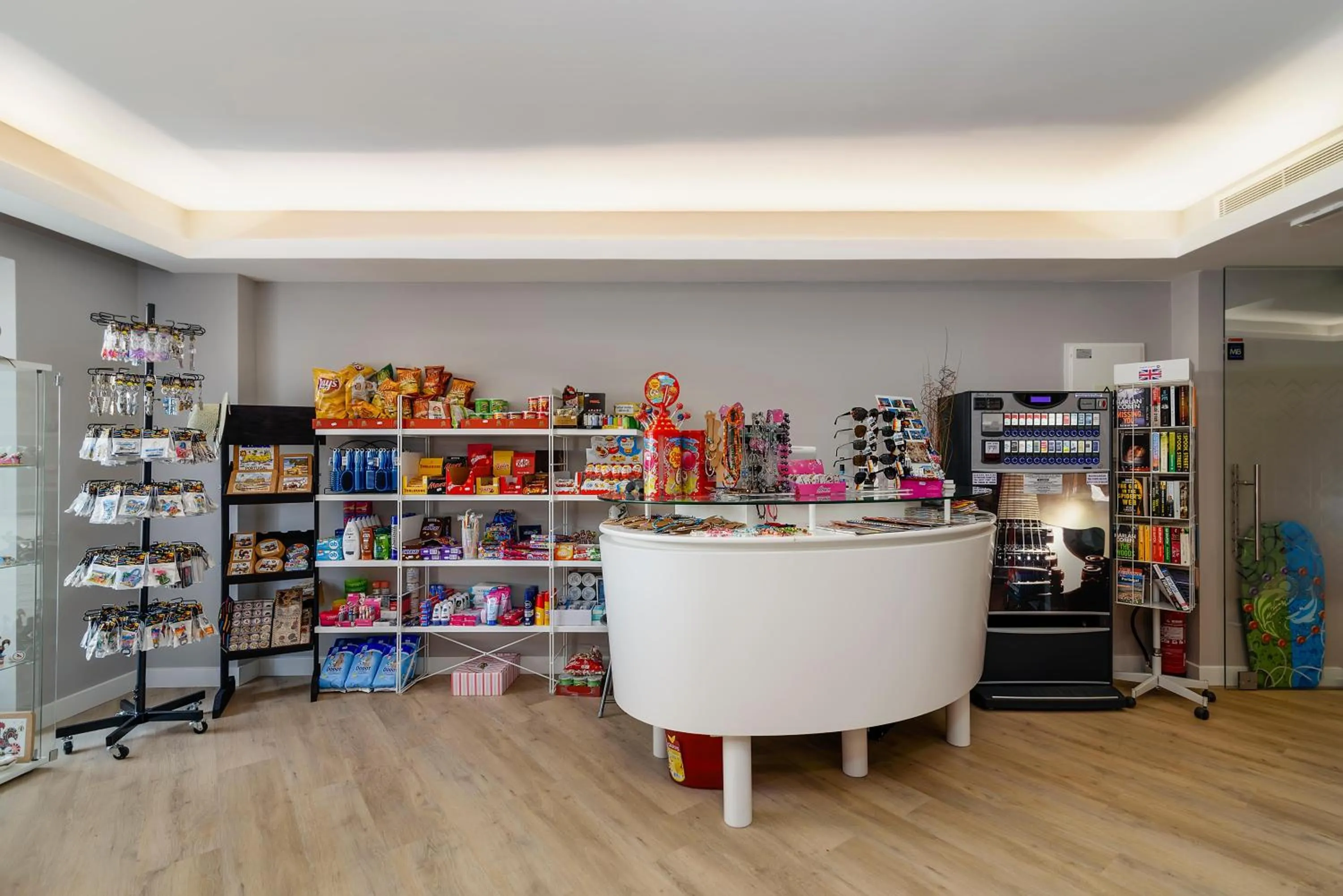 Shopping Area in Jupiter Albufeira Hotel - Family & Fun - All Inclusive