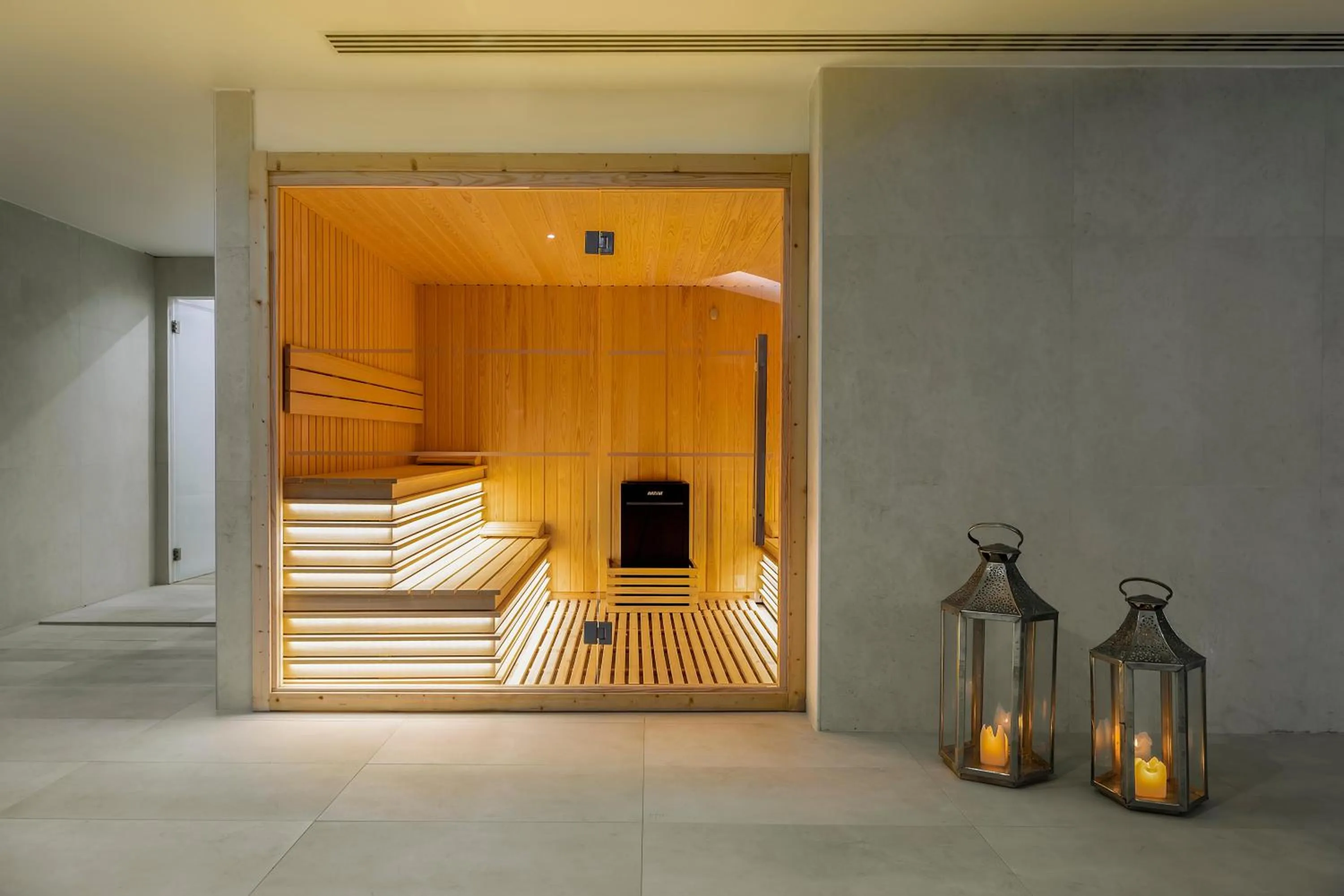 Sauna, Bed in Jupiter Albufeira Hotel - Family & Fun - All Inclusive