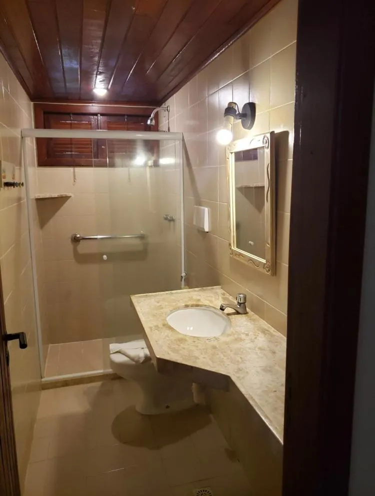 Shower in Pousada Bichelenga