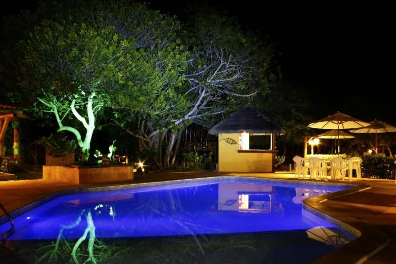 Swimming pool in Pousada Bichelenga