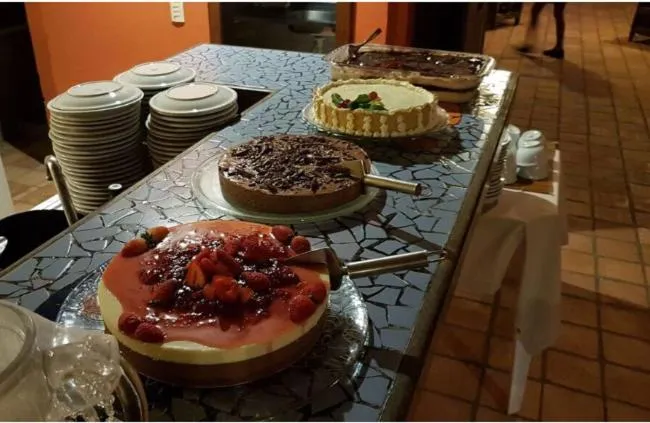 Restaurant/places to eat in Pousada Bichelenga