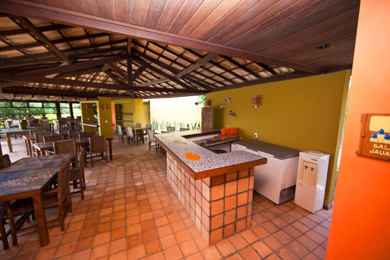 Restaurant/places to eat in Pousada Bichelenga