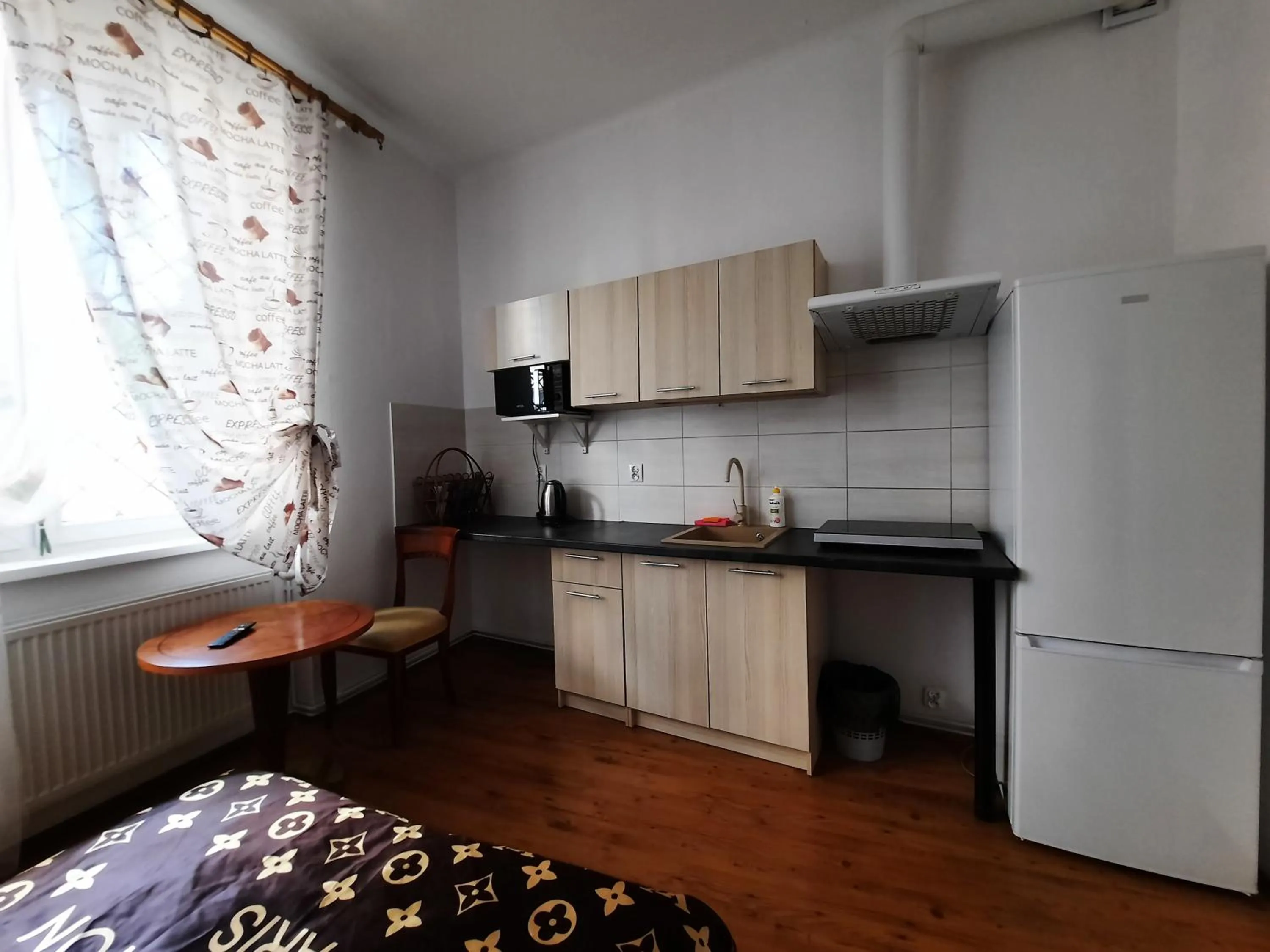 Kitchen or kitchenette in Lorf Hostel&Apartments