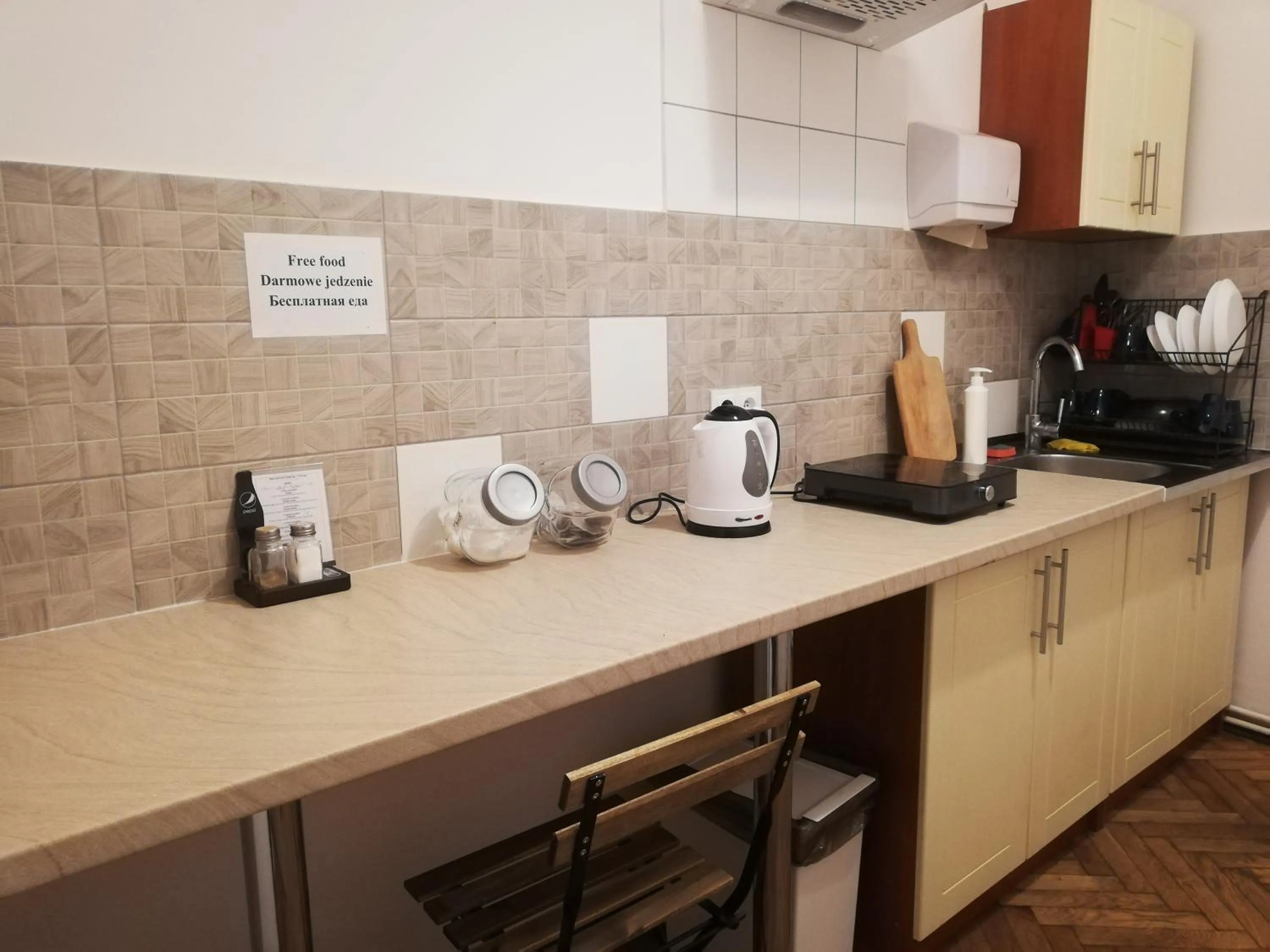 Kitchen or kitchenette in Lorf Hostel&Apartments