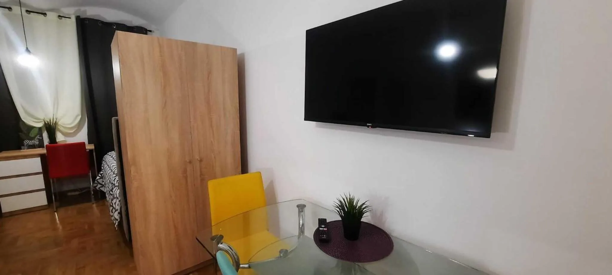 TV and multimedia in Lorf Hostel&Apartments