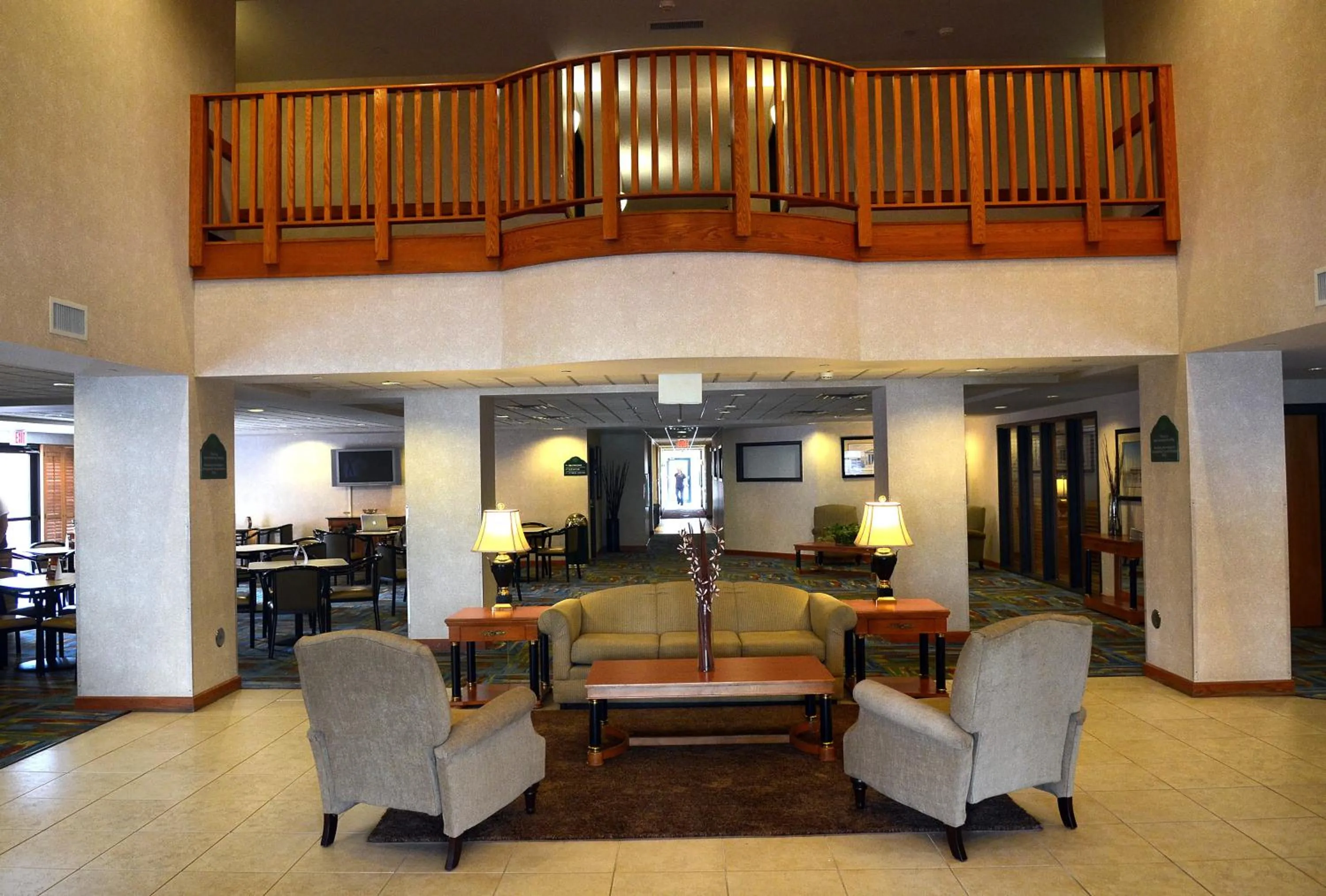 Lobby or reception in Wingate by Wyndham Lima