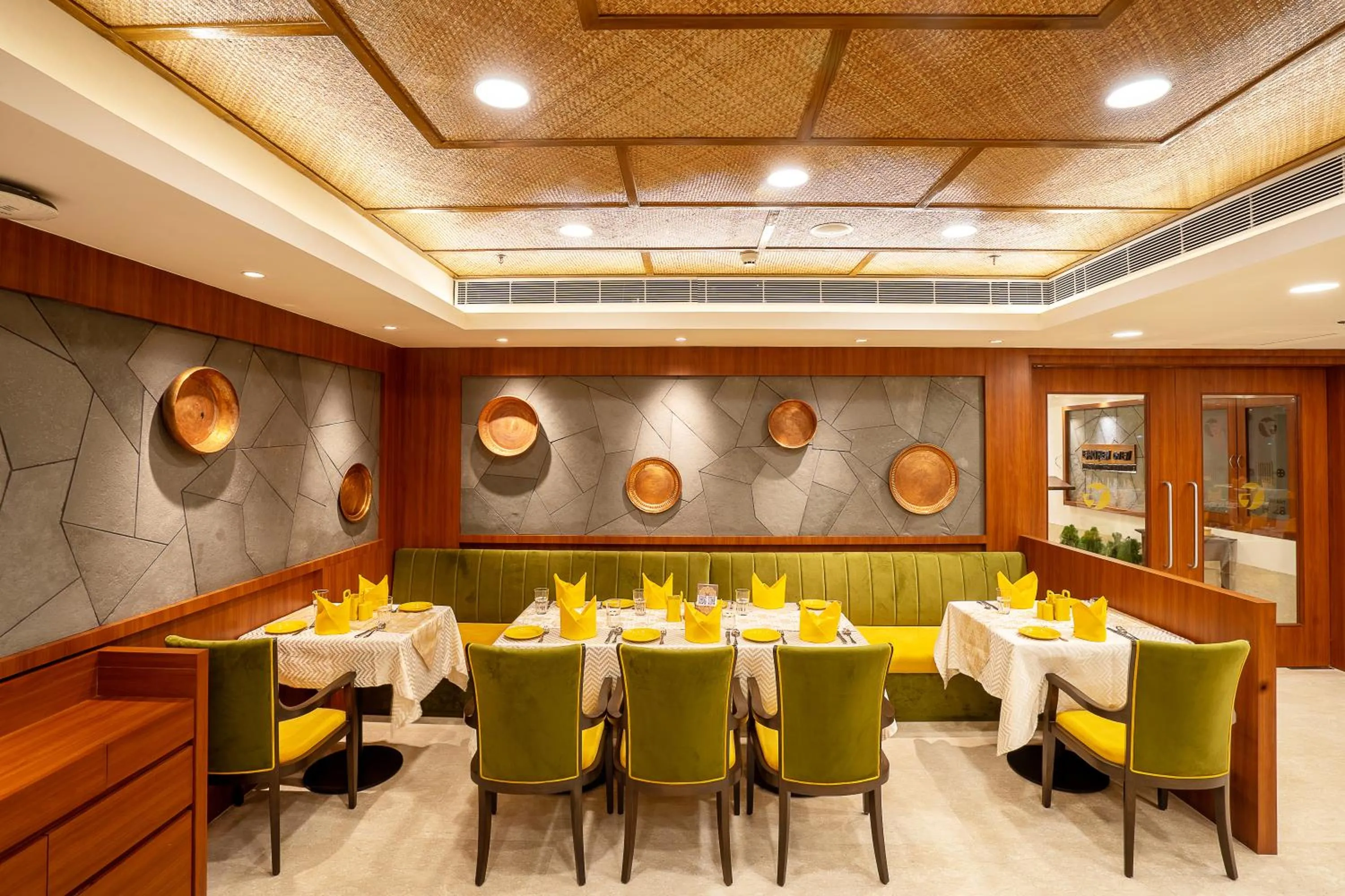 Restaurant/places to eat in Fortune Park Pushpanjali, Durgapur - Member ITC Hotels' Group