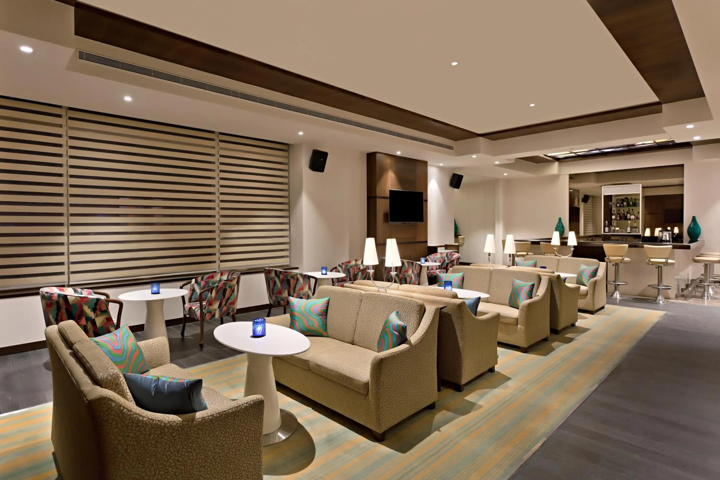 Lounge or bar in Fortune Park Pushpanjali, Durgapur - Member ITC Hotels' Group