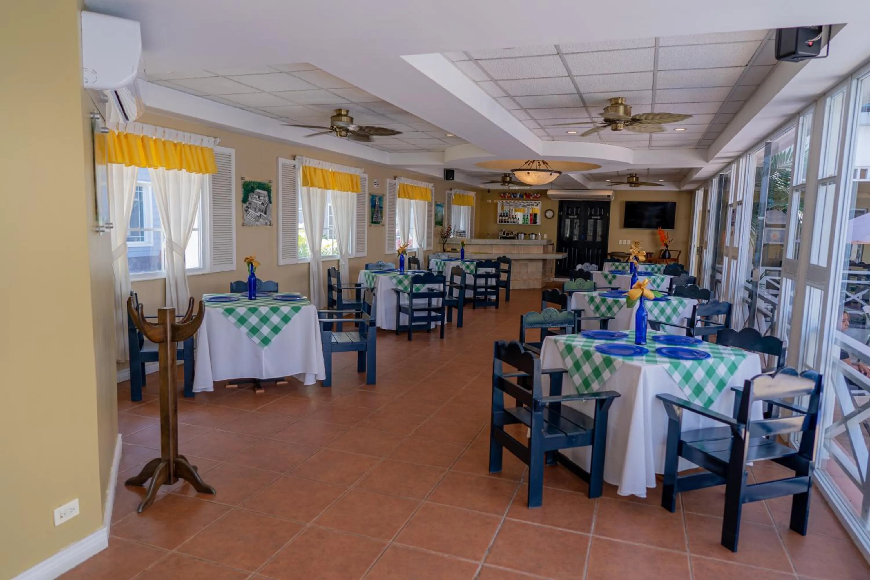 Restaurant/places to eat in Hotel Casona del Lago