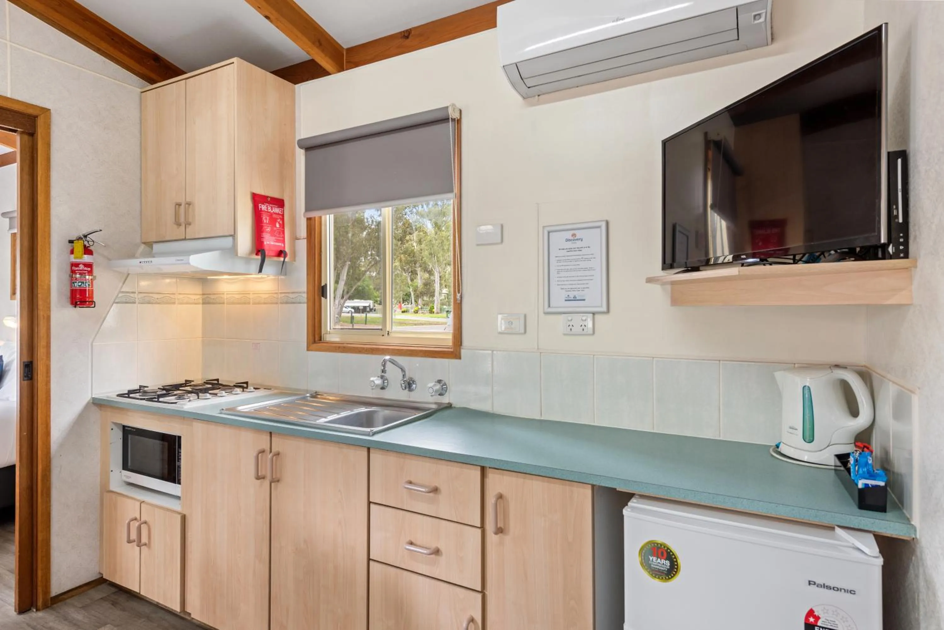Kitchen or kitchenette in Discovery Parks - Clare