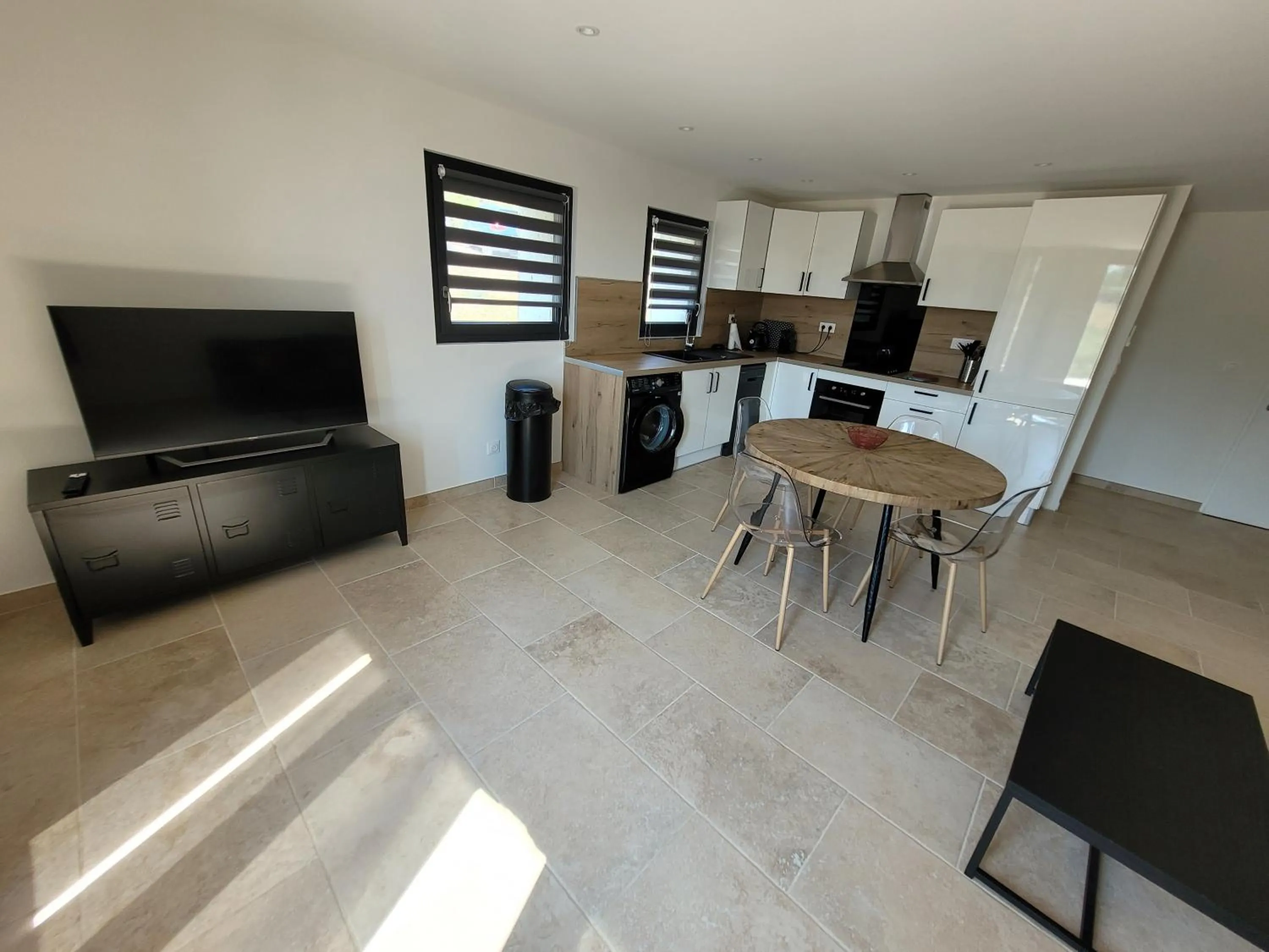 TV and multimedia in la bastide de l'adrech