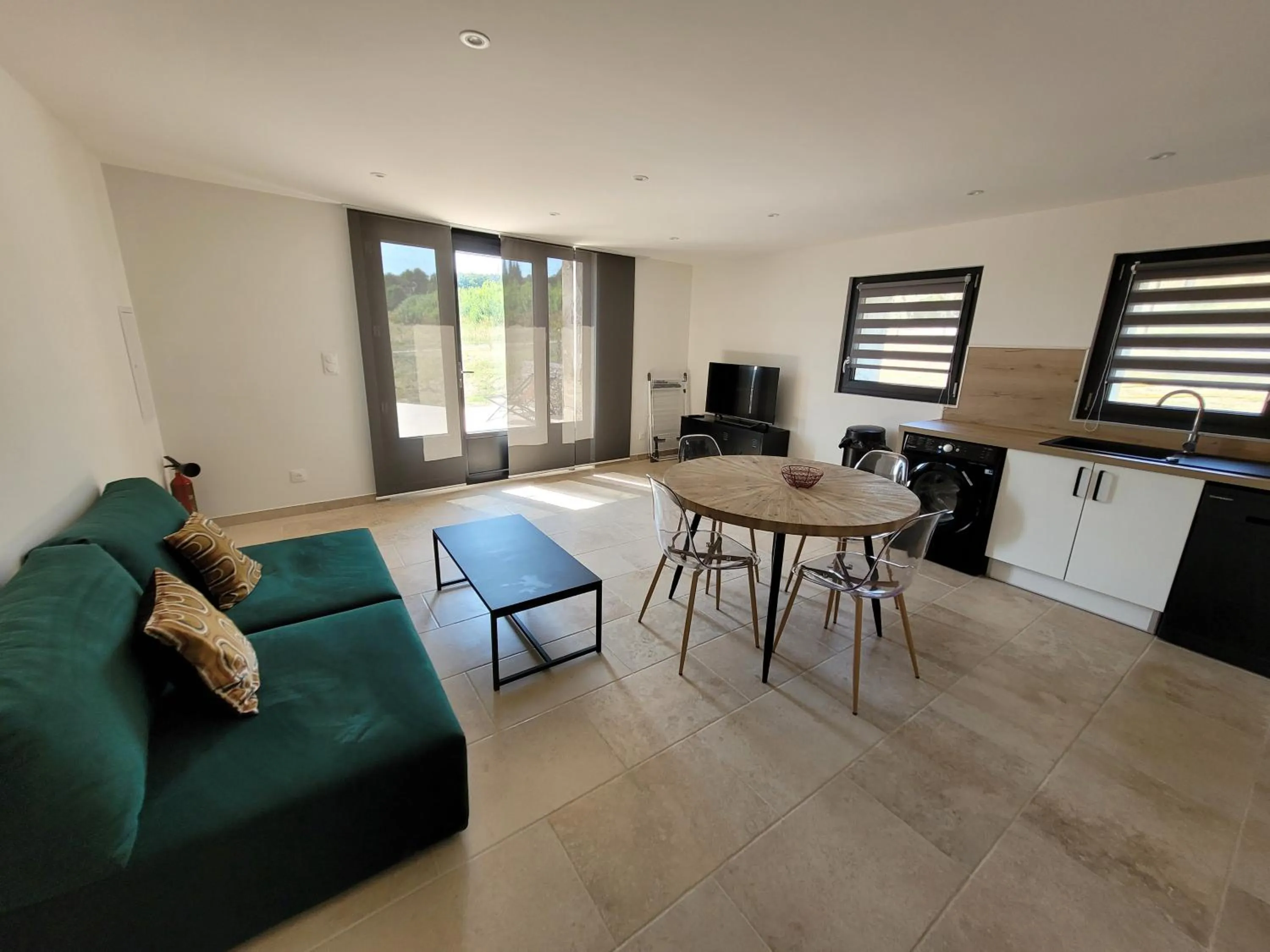 TV and multimedia in la bastide de l'adrech