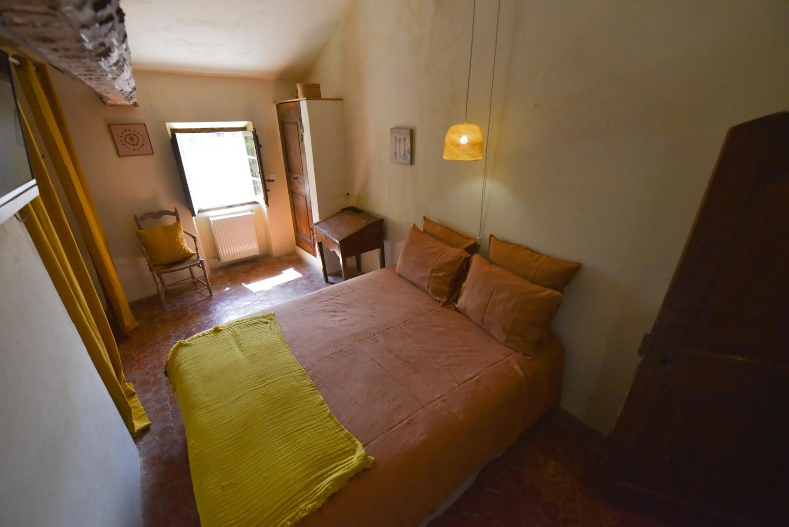 Photo of the whole room, Bed in la bastide de l'adrech