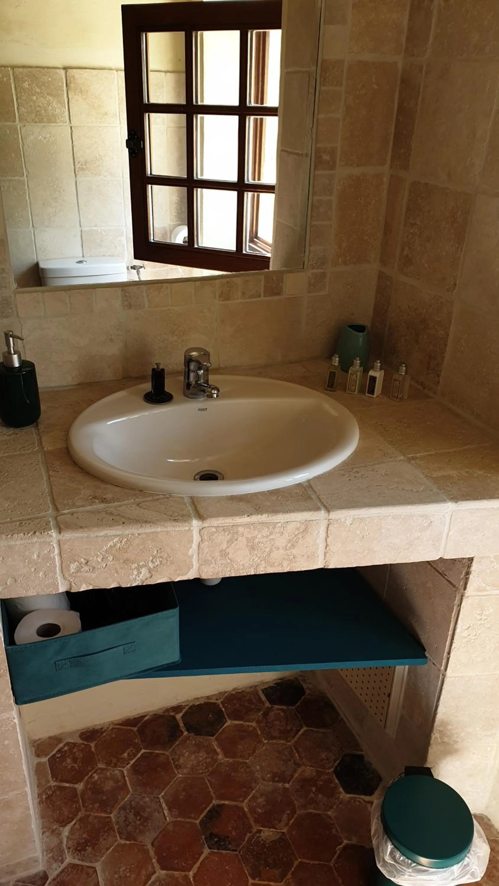 Bathroom in la bastide de l'adrech