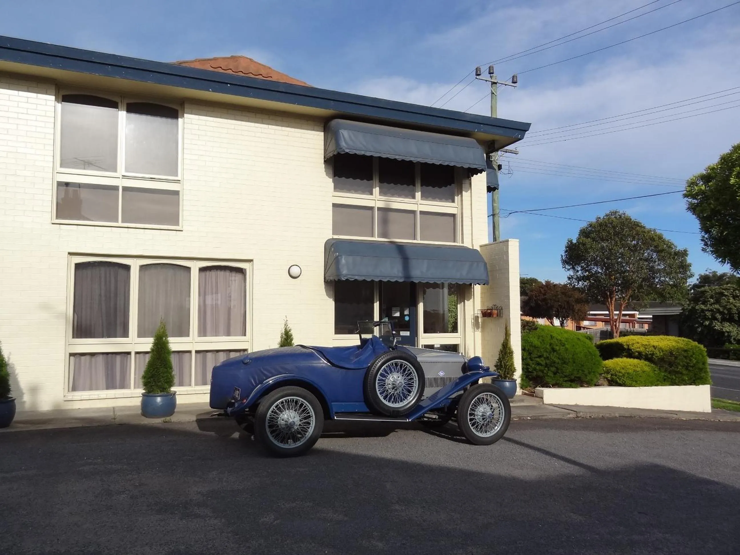 Facade/entrance in Hacienda Motel Geelong