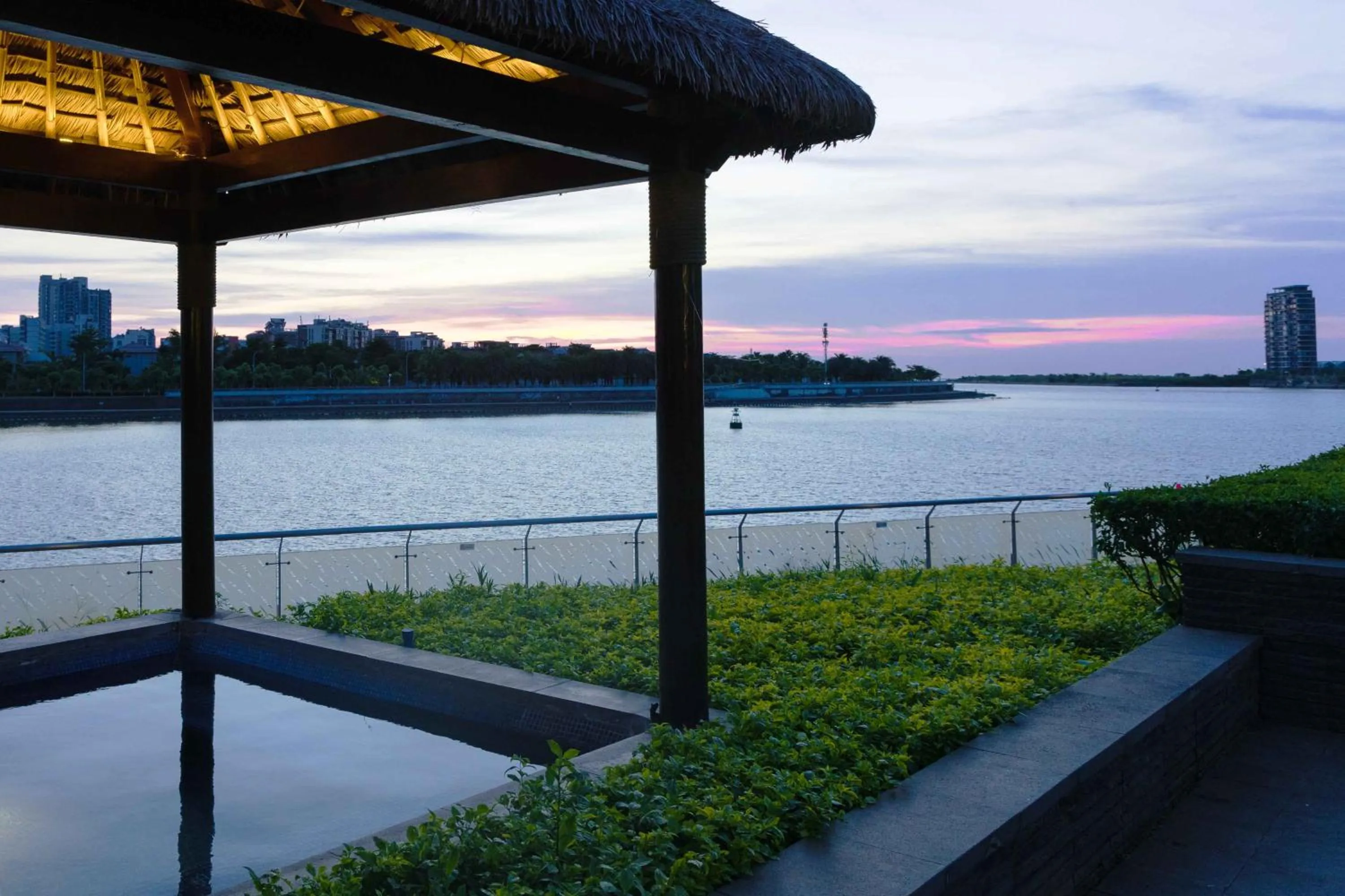 Hot Spring Bath in Pullman Haikou