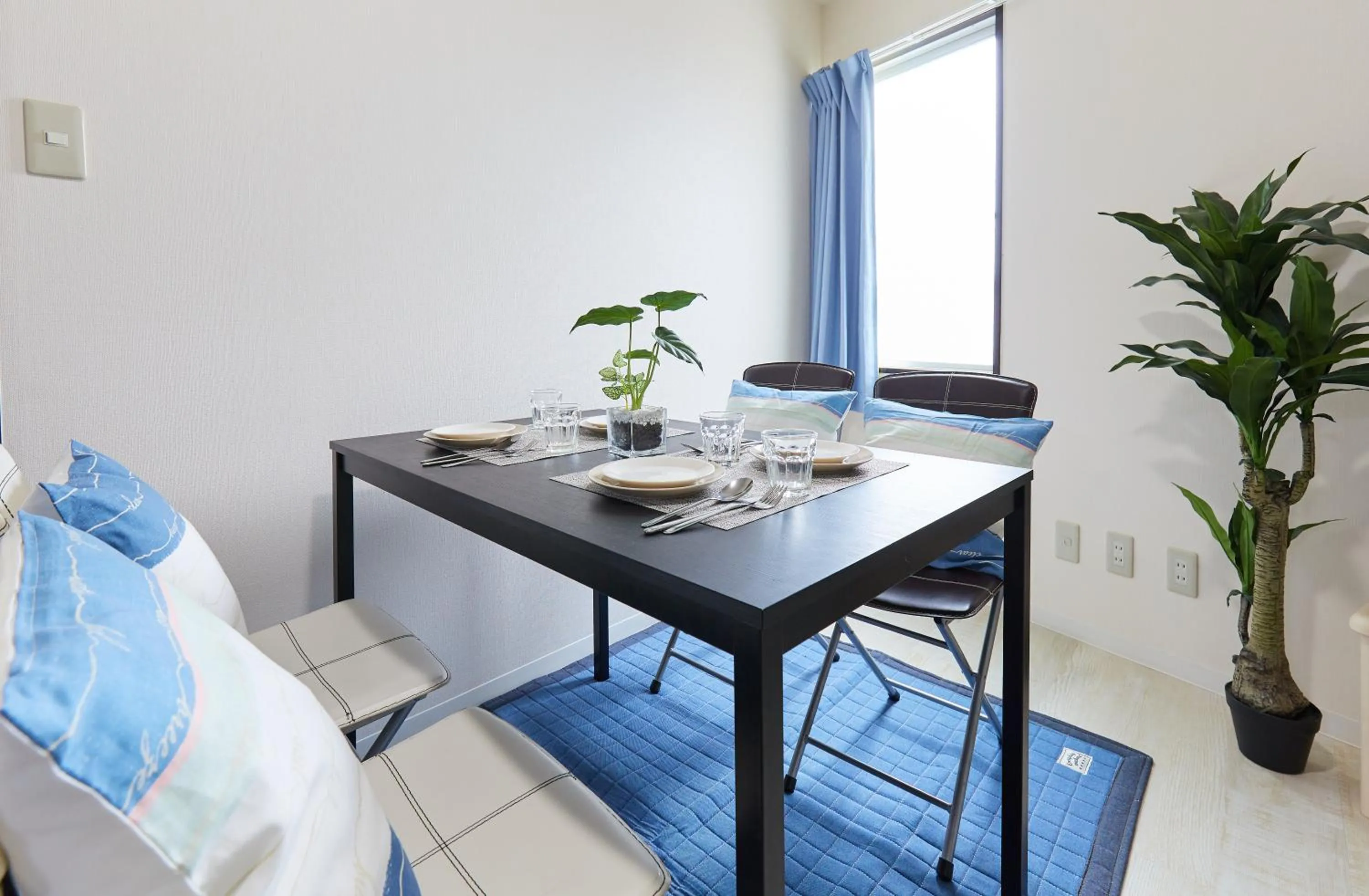Dining area in H-Nishikamata ColorBee House