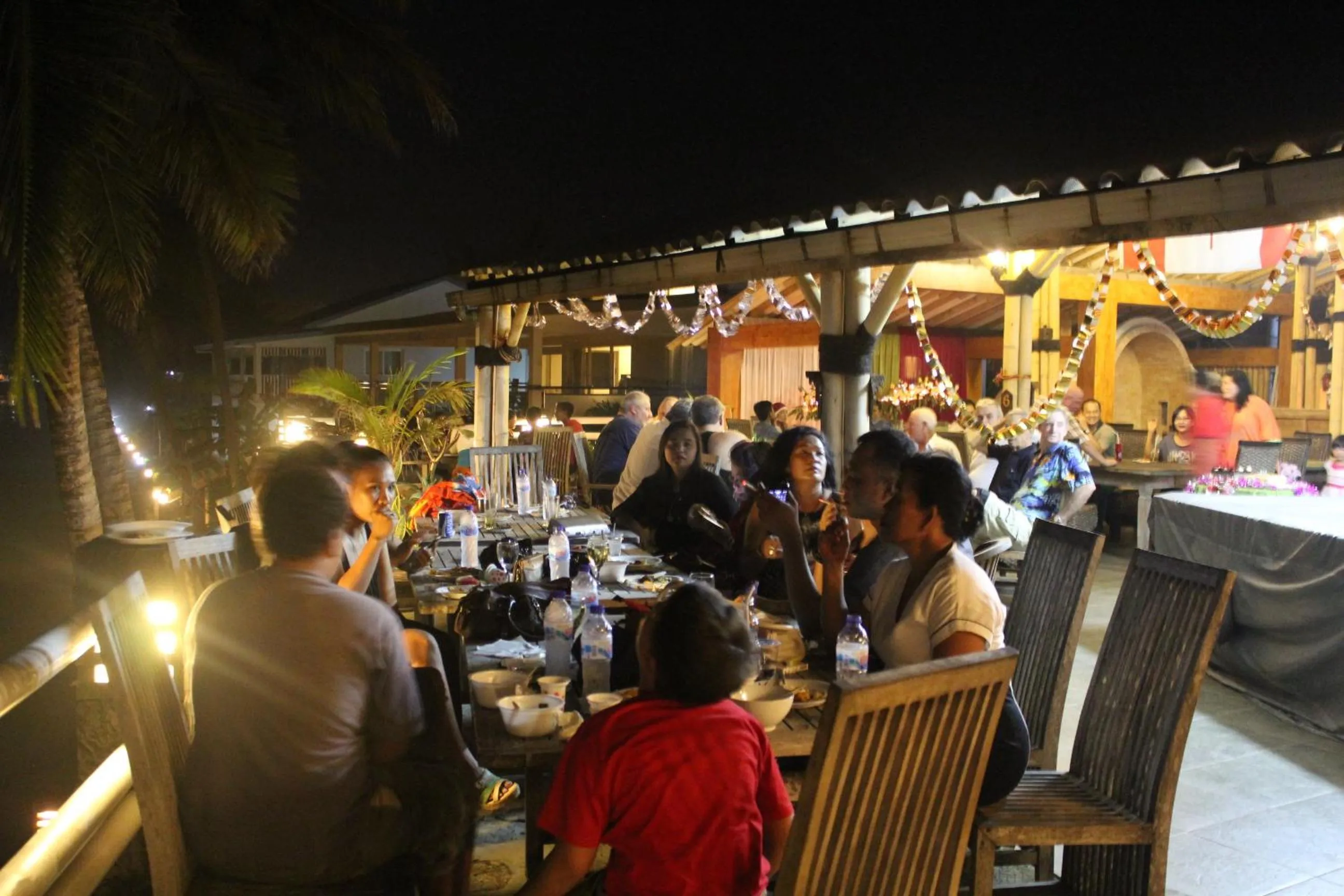 Night in 77 Sunset Plaza