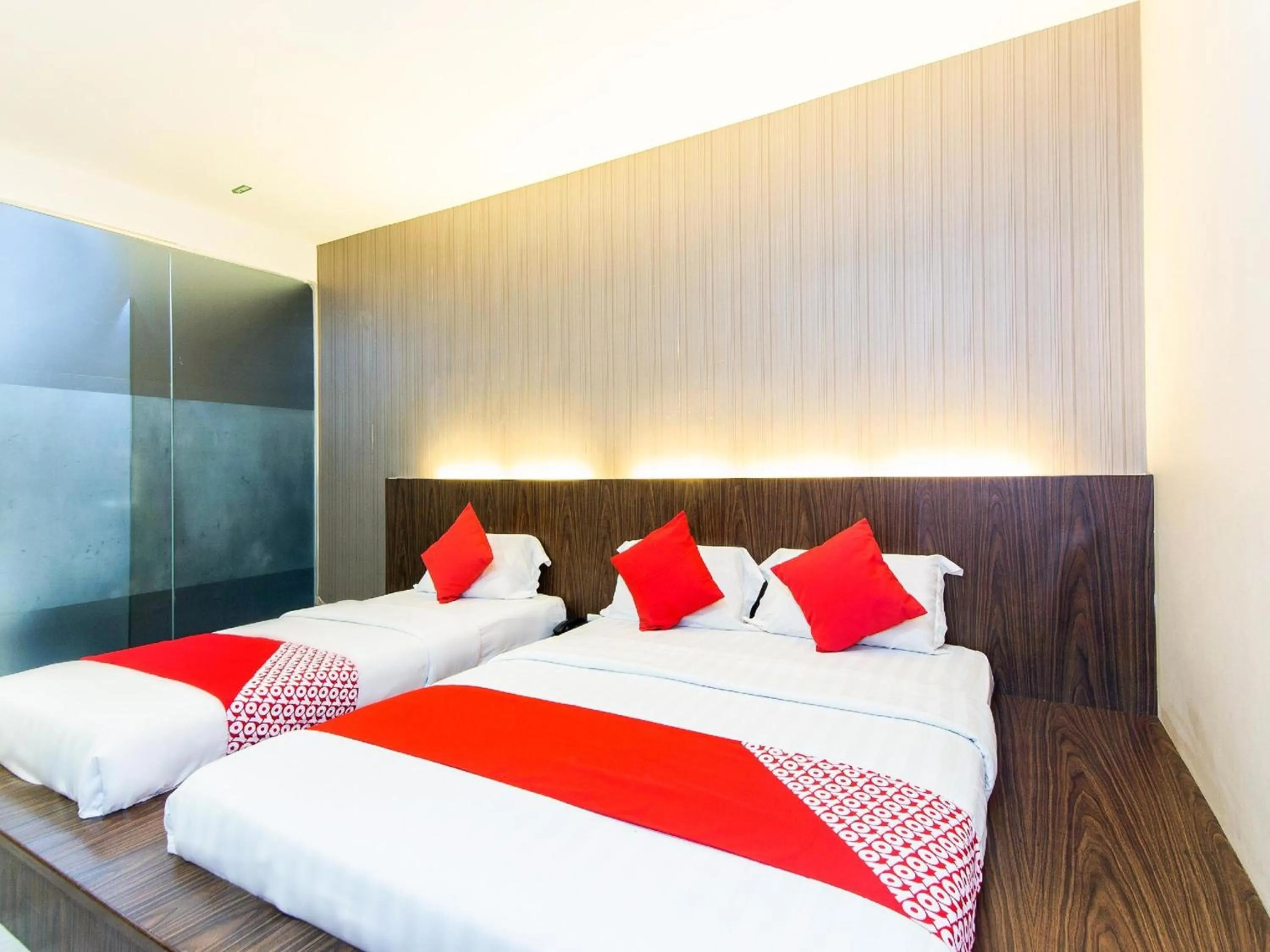 Photo of the whole room, Bed in Hotel O 340 Comfort Hotel