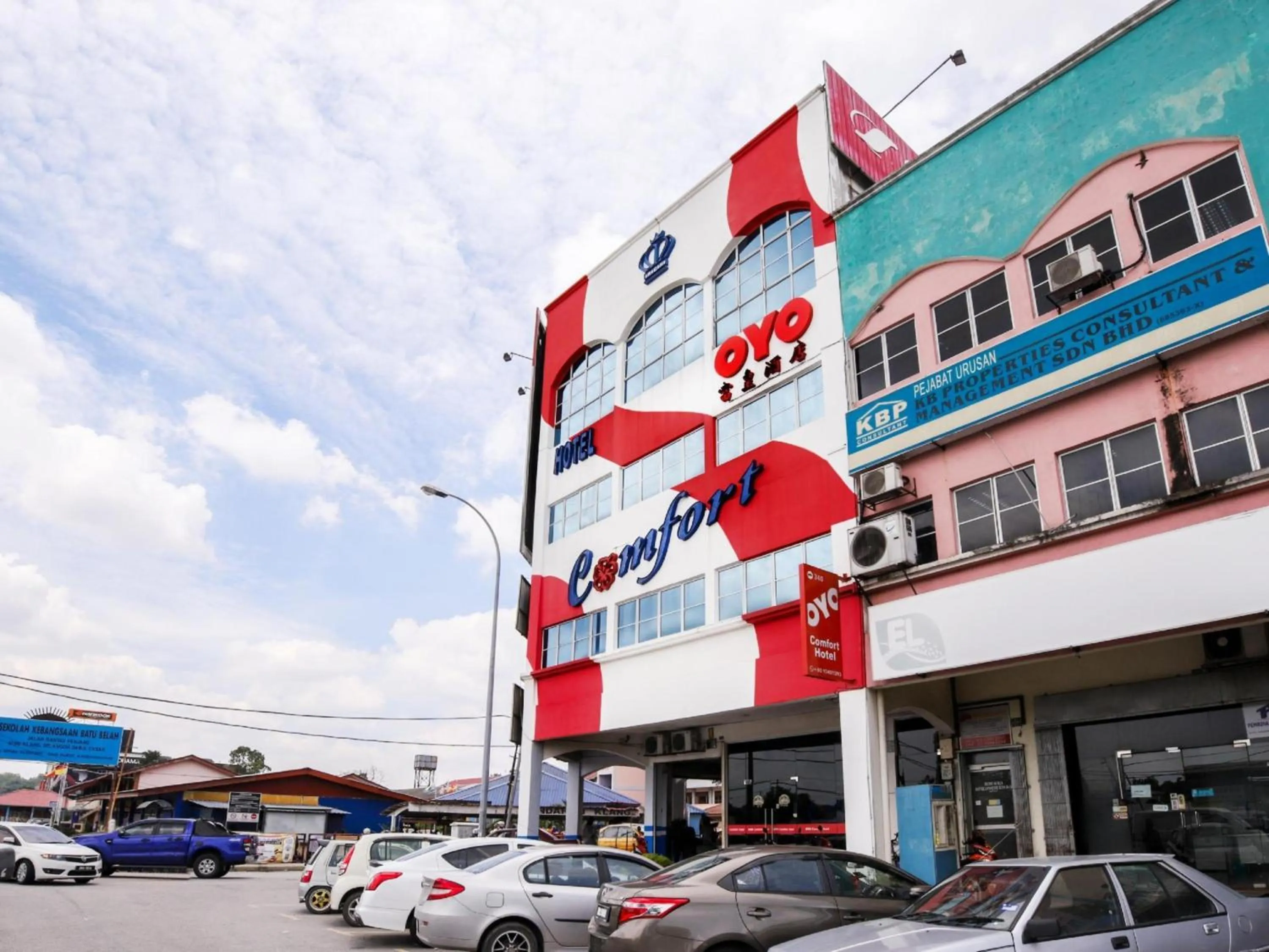 Neighbourhood in Hotel O 340 Comfort Hotel