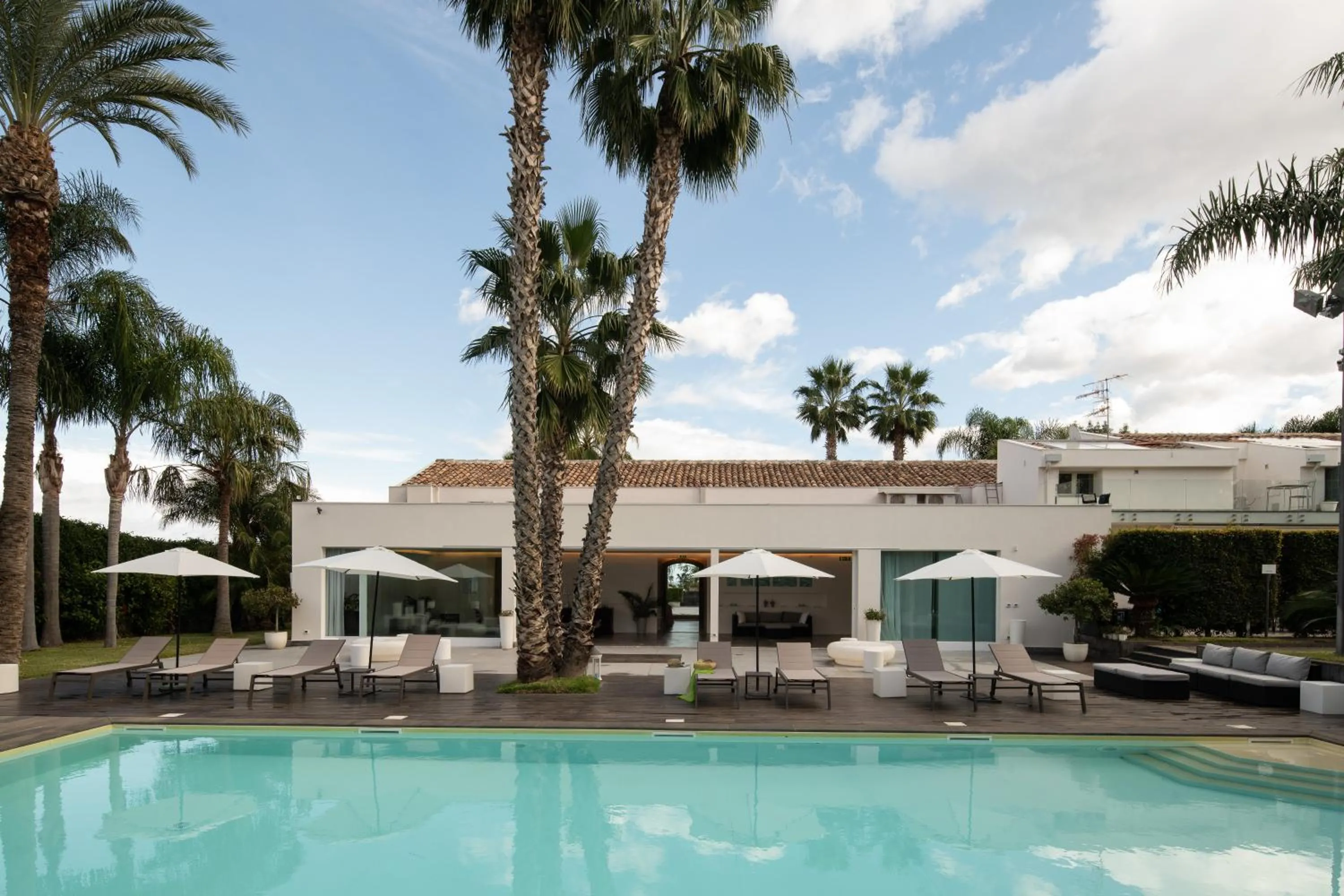 Villa Carlino House