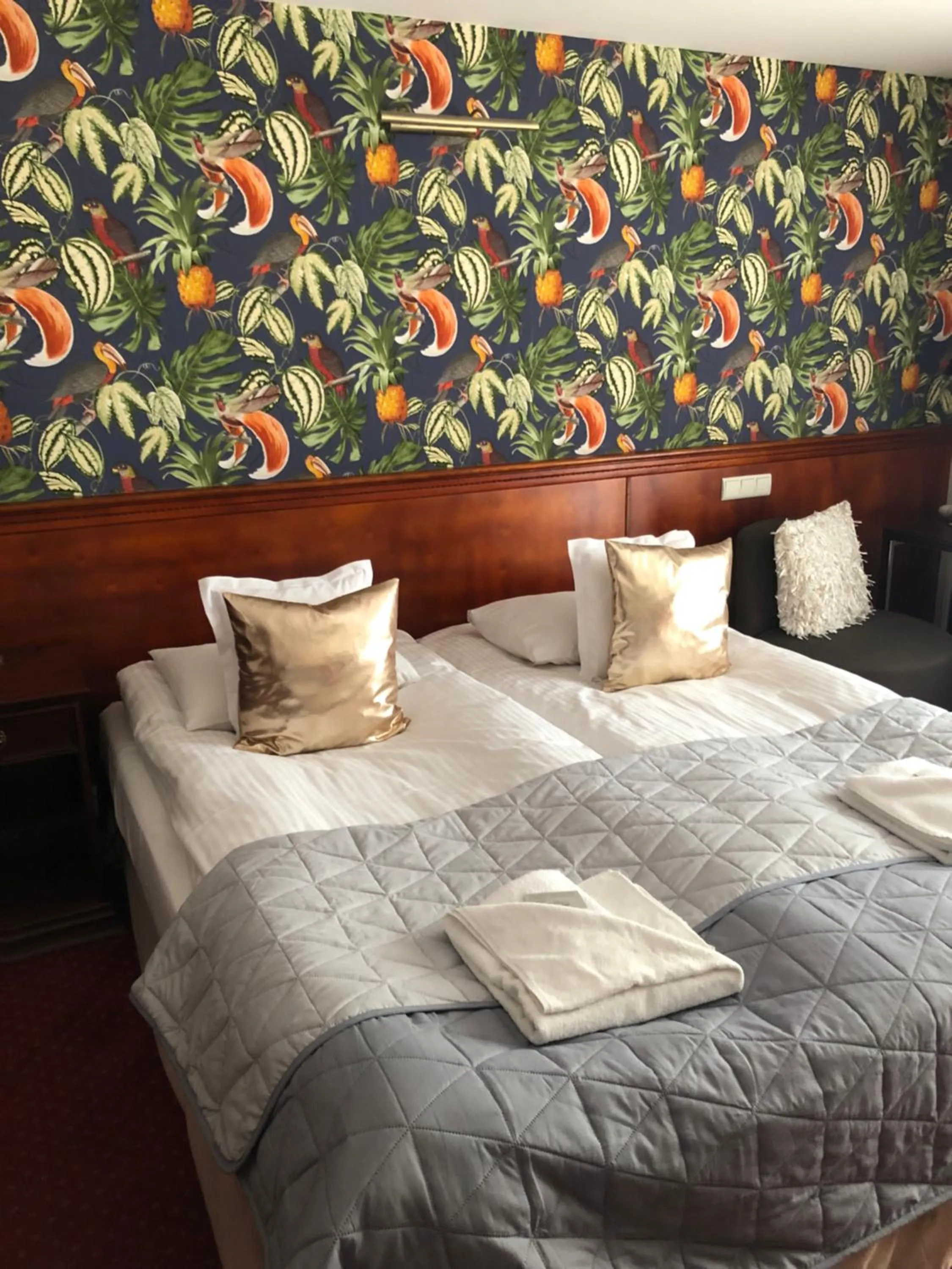 Bed in Hotel Imperium