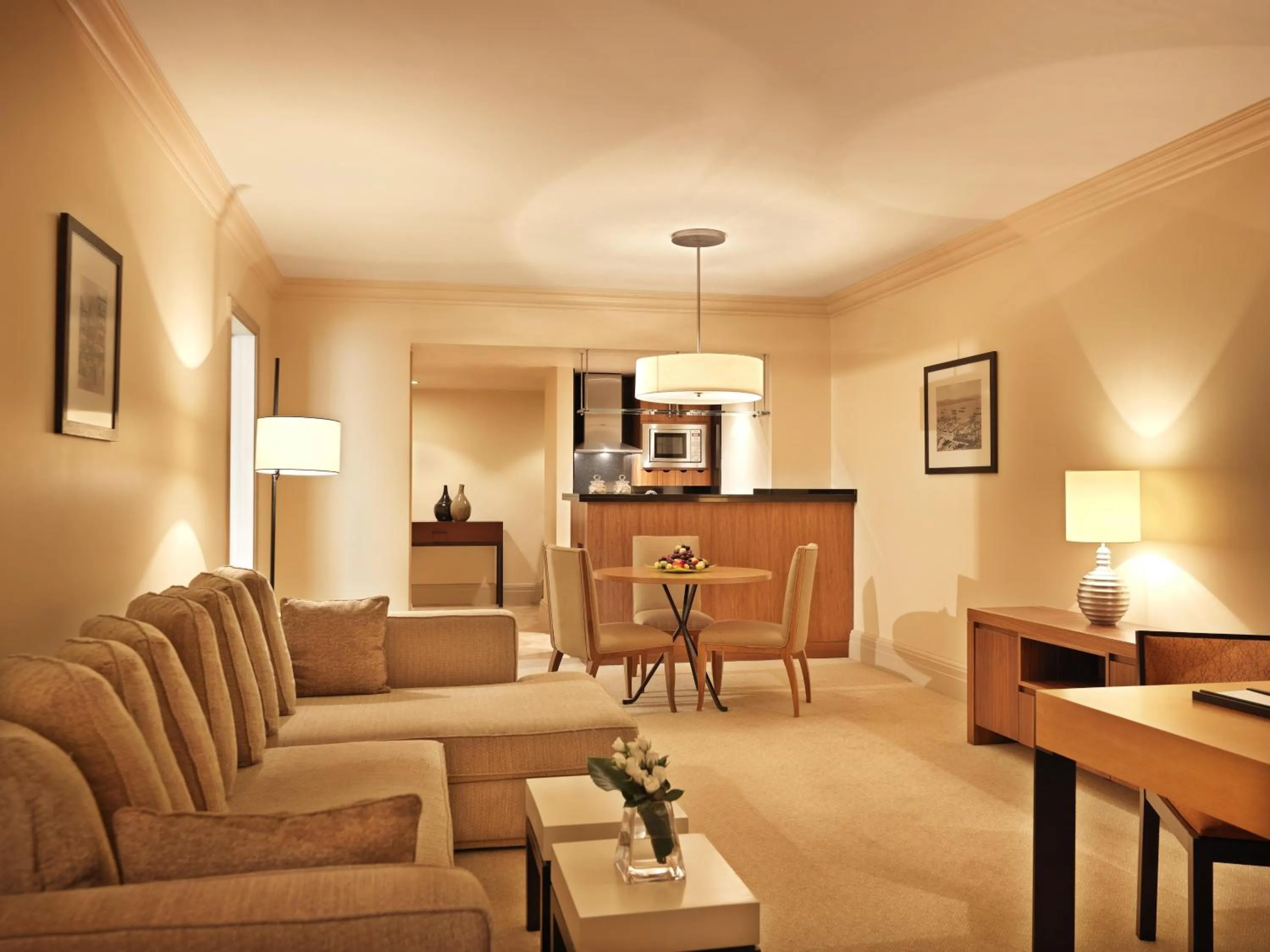 Photo of the whole room in Grand Hyatt Istanbul