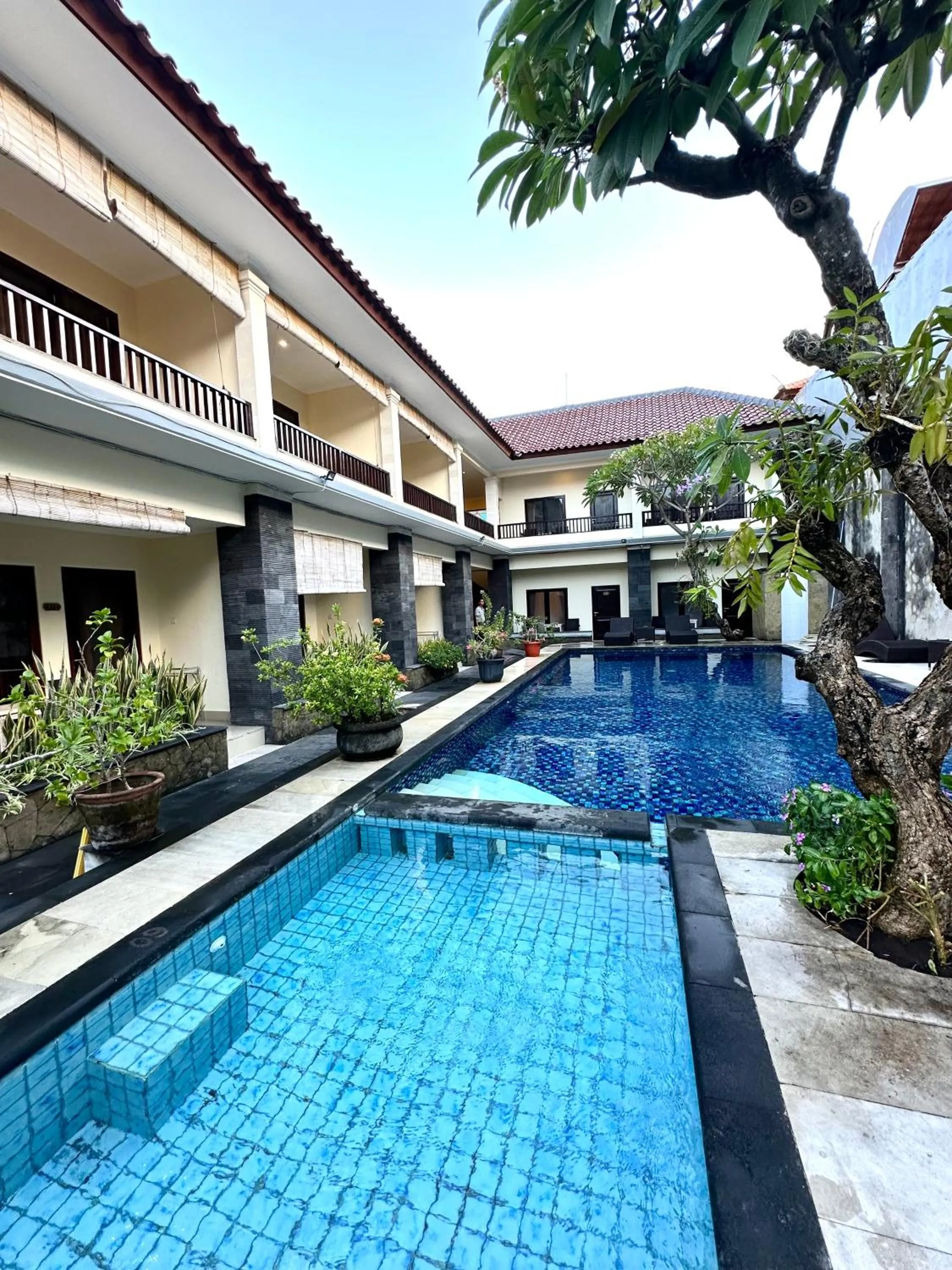 Swimming pool in Radha Bali Hotel