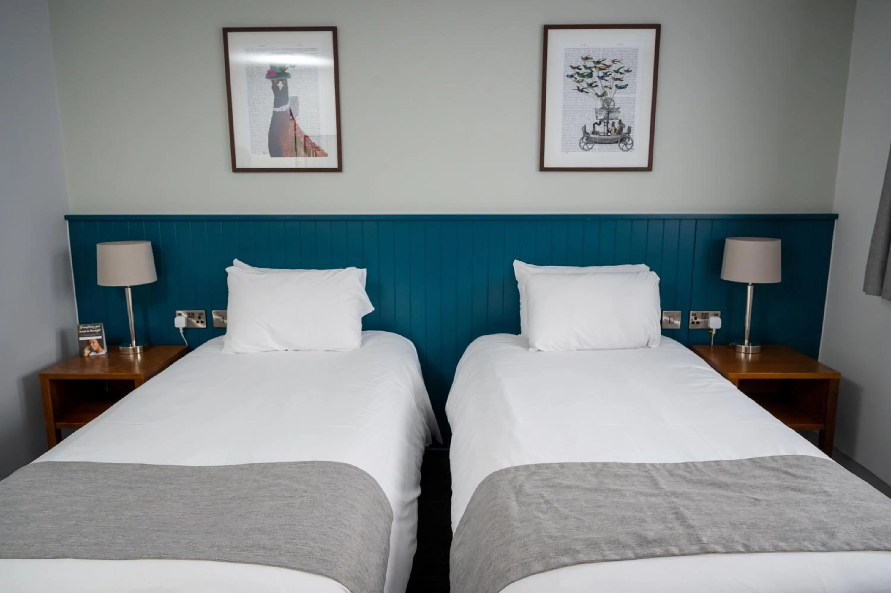 Bed in The Caledonian Hotel