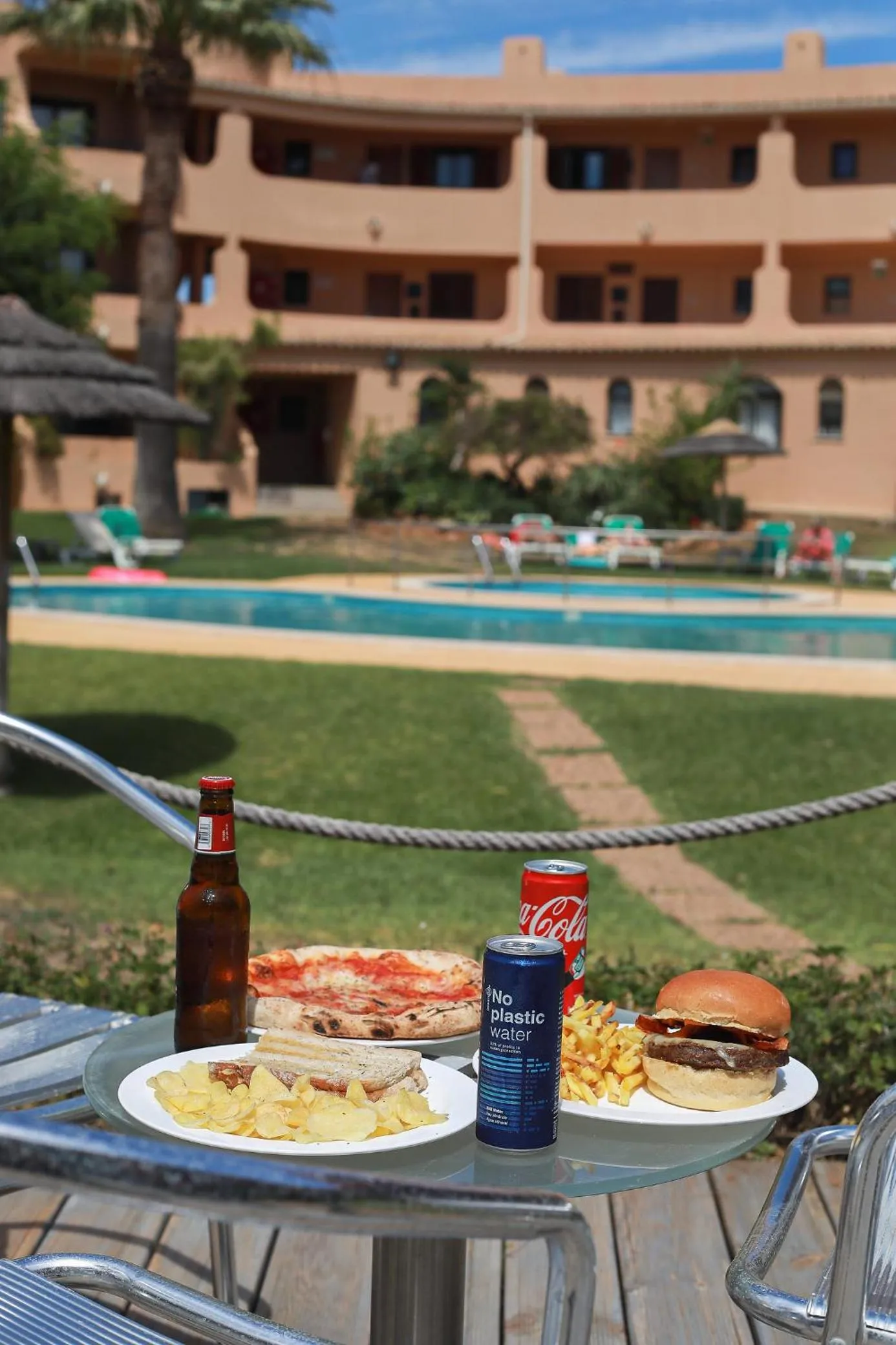 Food and drinks in Clube Maria Luisa