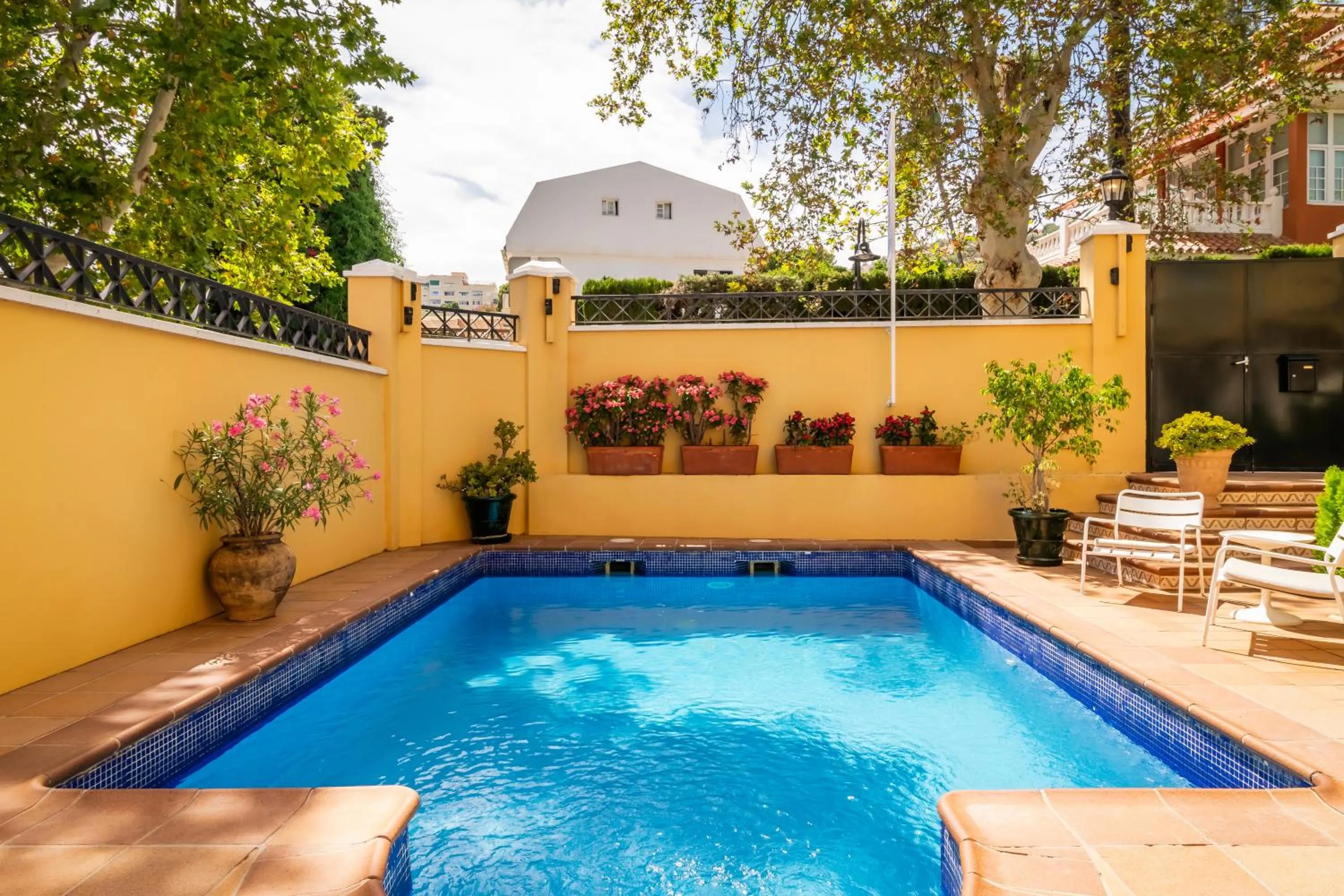 Swimming pool in BYPILLOW Villa Lorena Adults Recommended