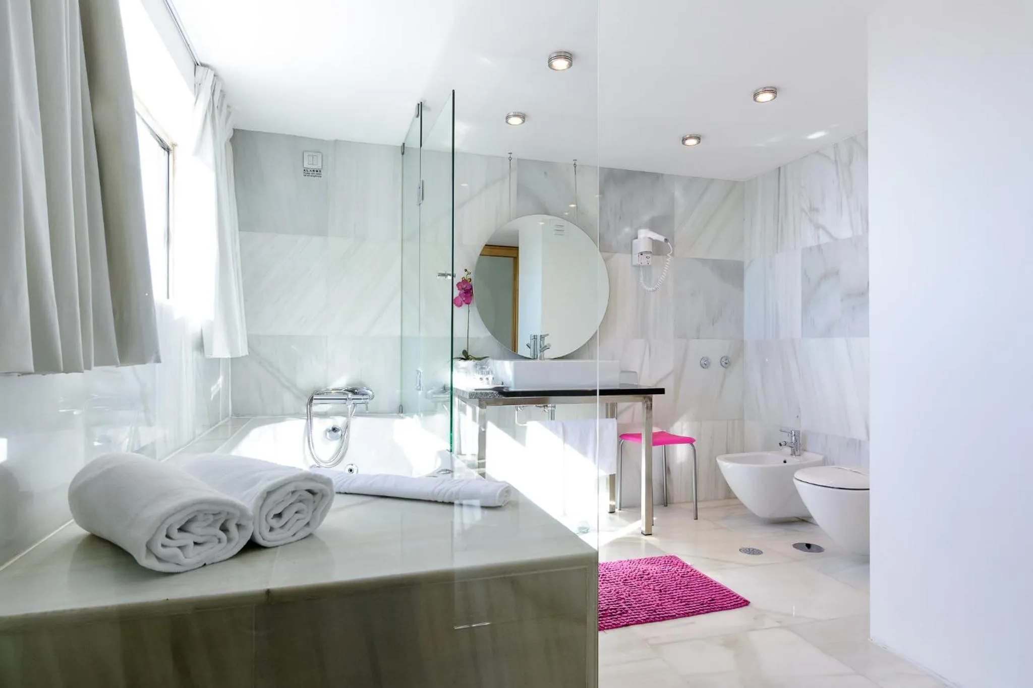 Bathroom in Luna Hotel dos Carqueijais - Serra da Estrela