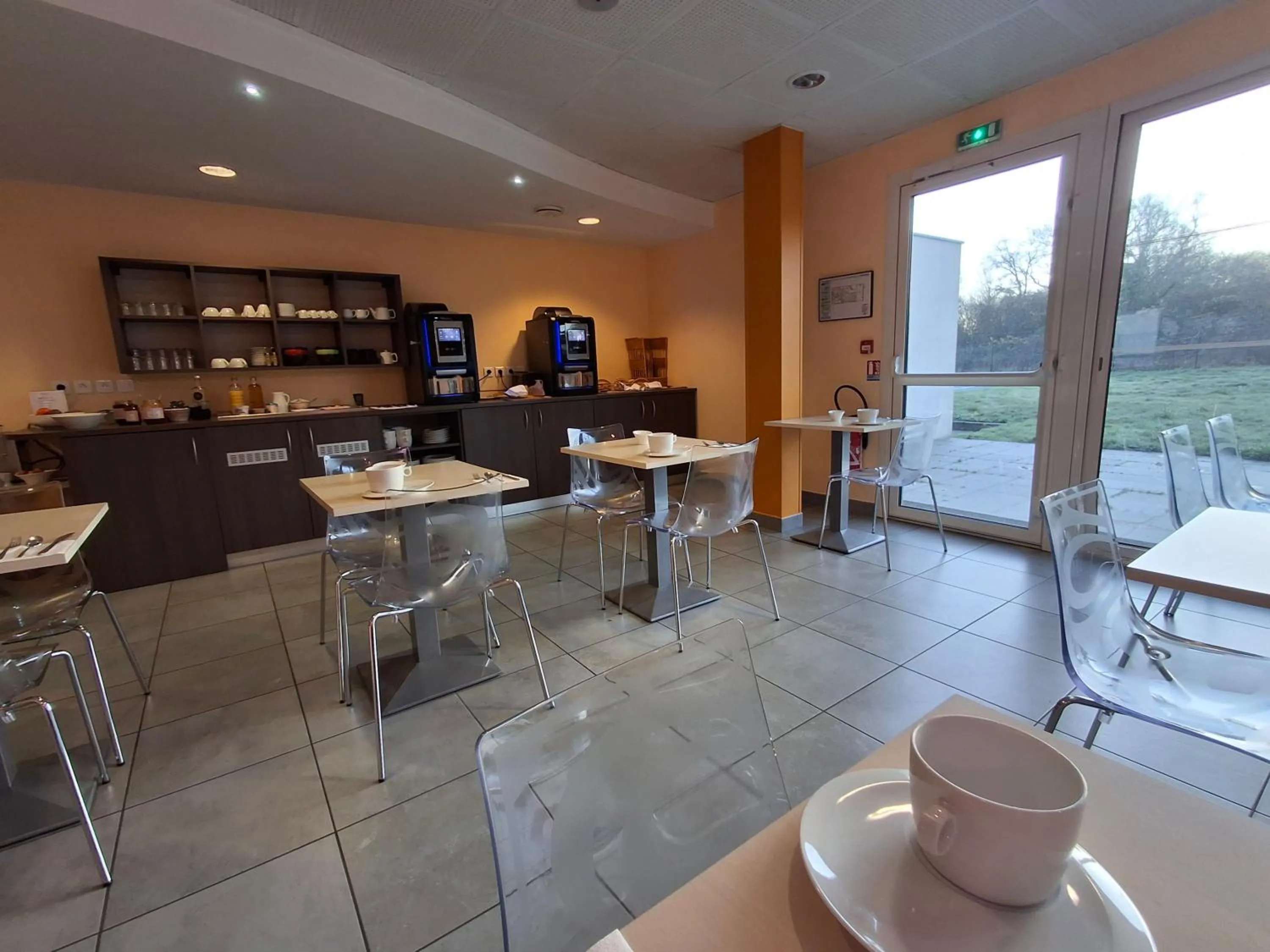 Brit Hotel Vannes - Theix Golfe du Morbihan